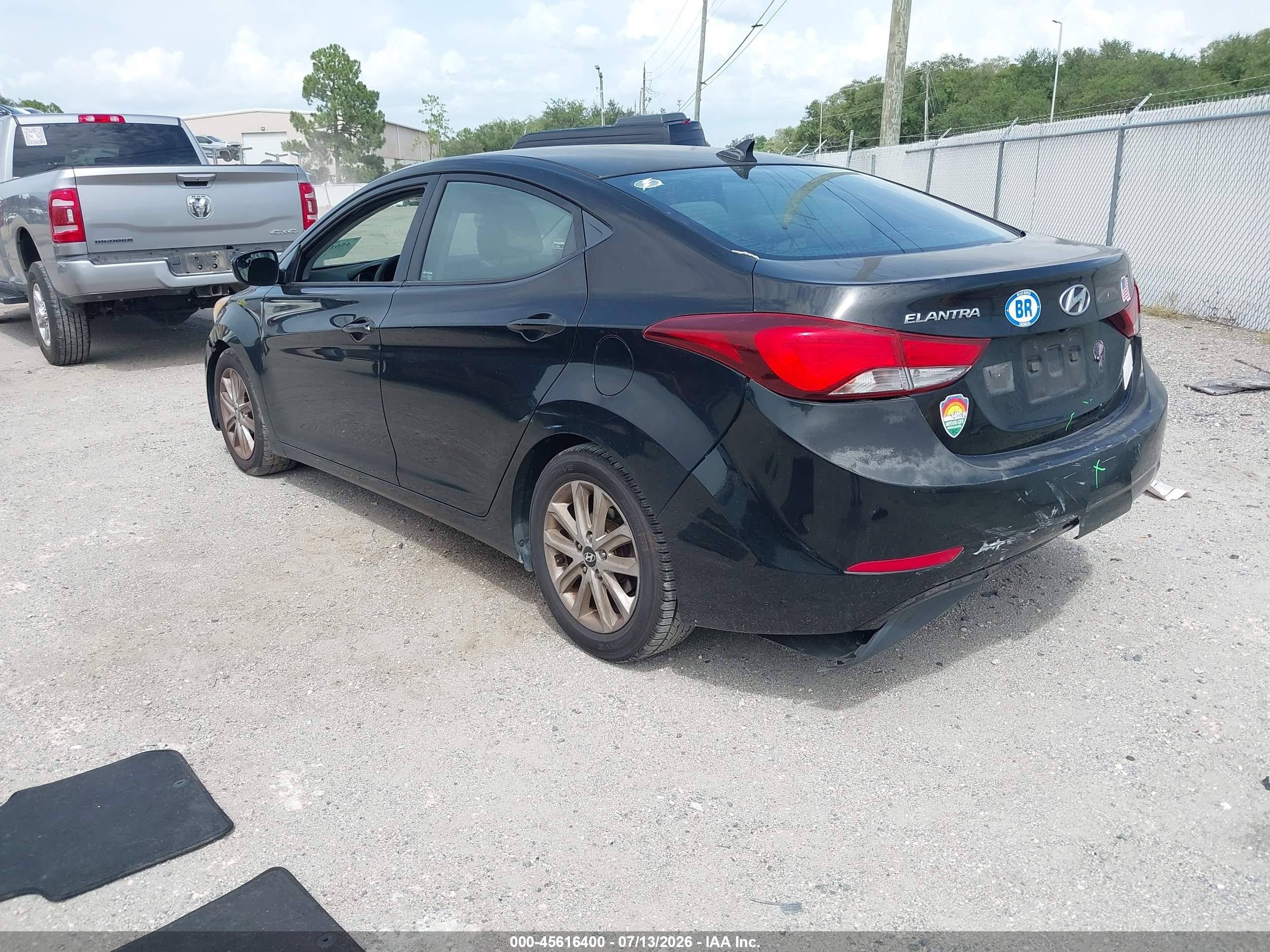 2015 Hyundai Elantra Se Black vin: KMHDH4AEXFU383986