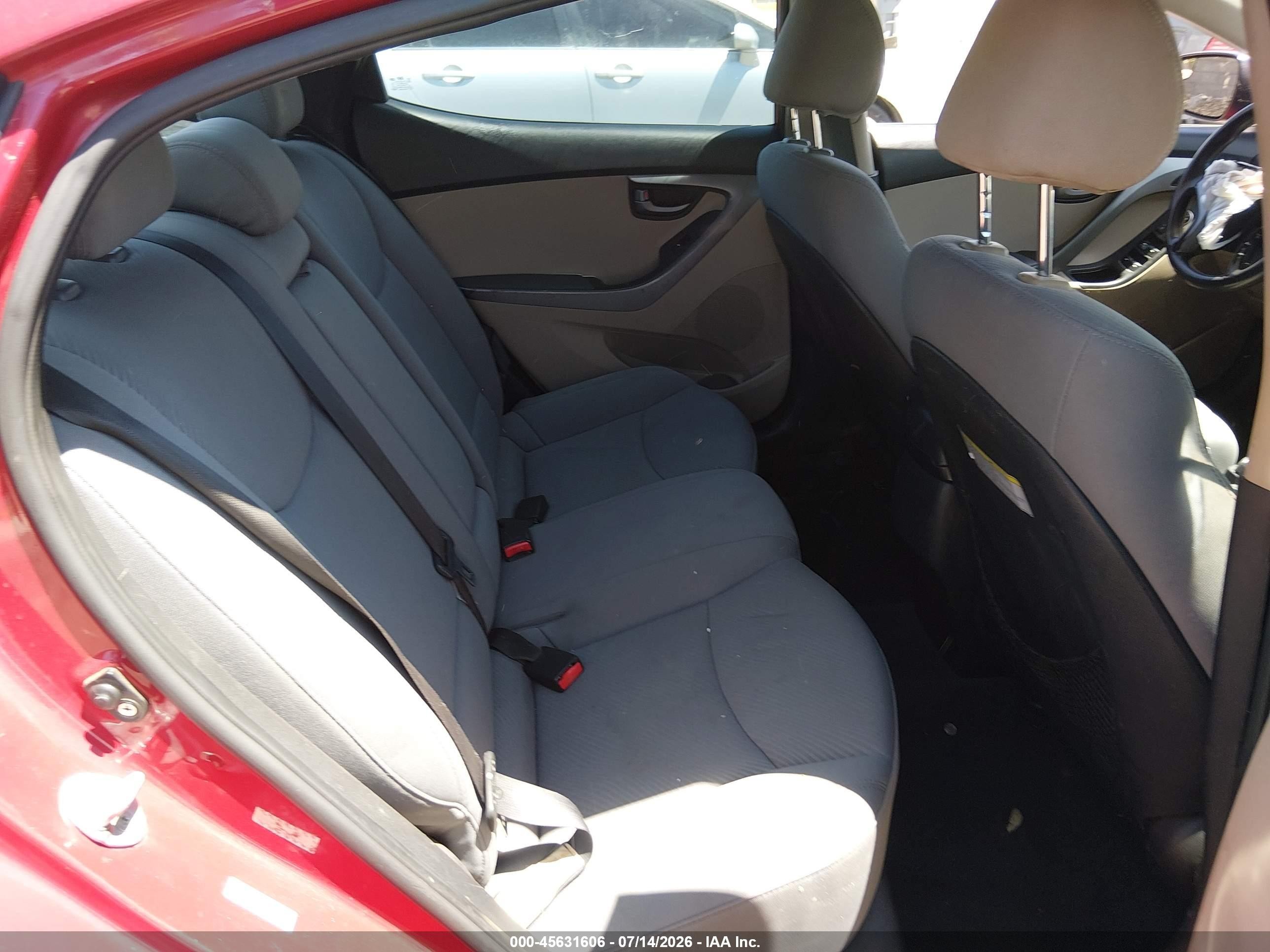 2015 Hyundai Elantra Se Red vin: KMHDH4AEXFU426125