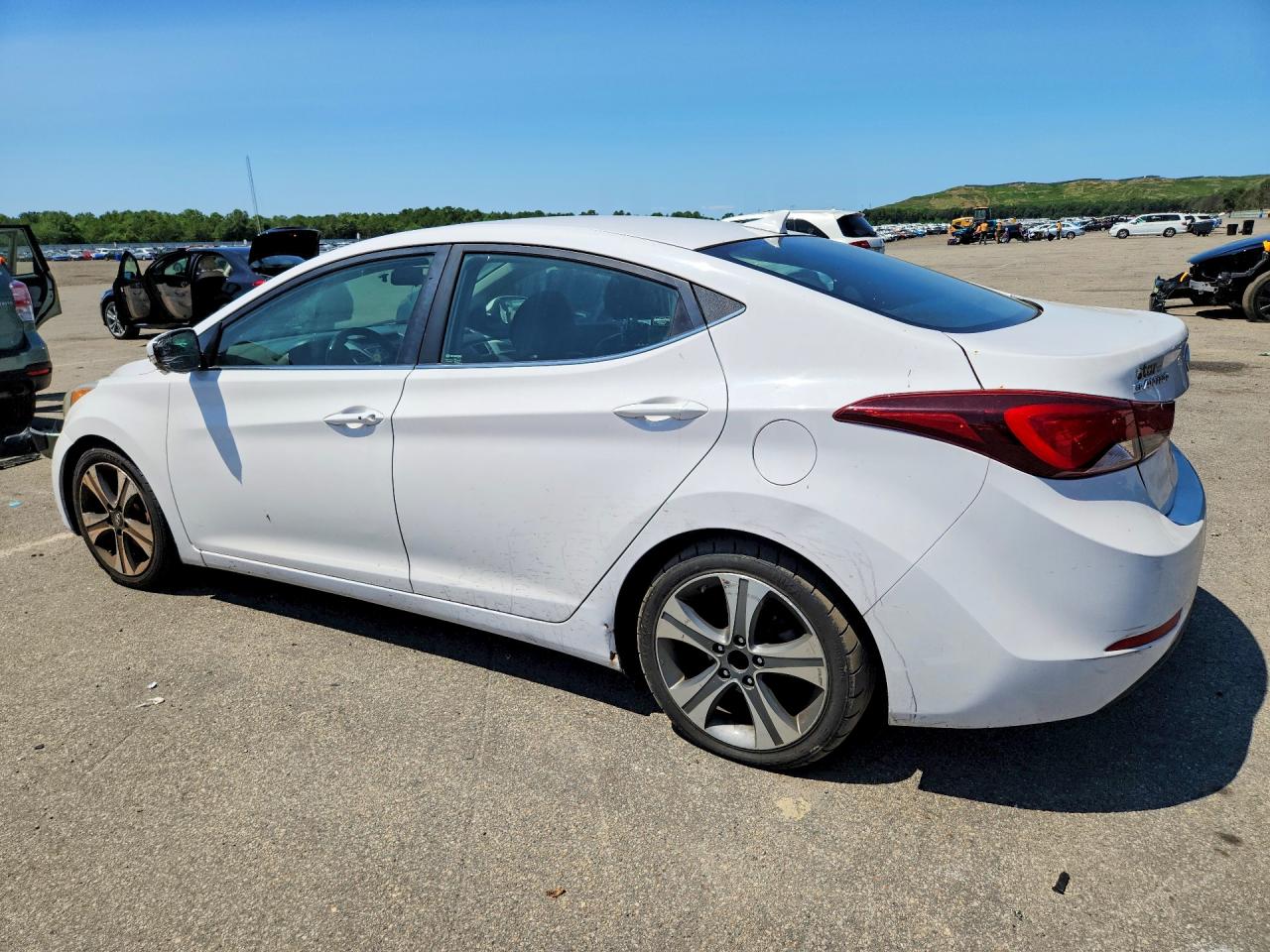 2015 Hyundai Elantra Sport White vin: KMHDH4AH1FU251368