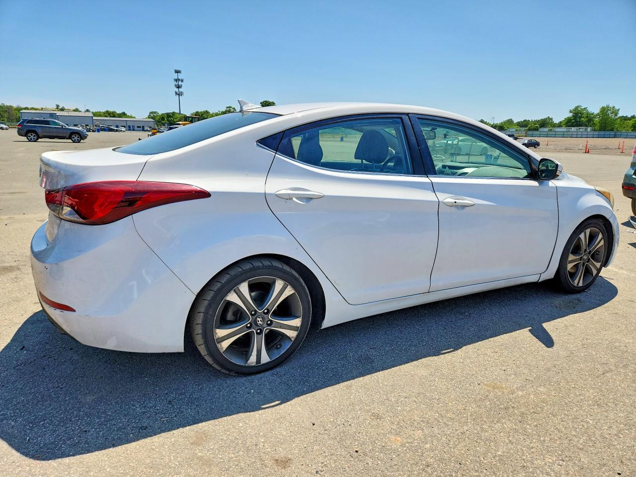 2015 Hyundai Elantra Sport White vin: KMHDH4AH1FU251368