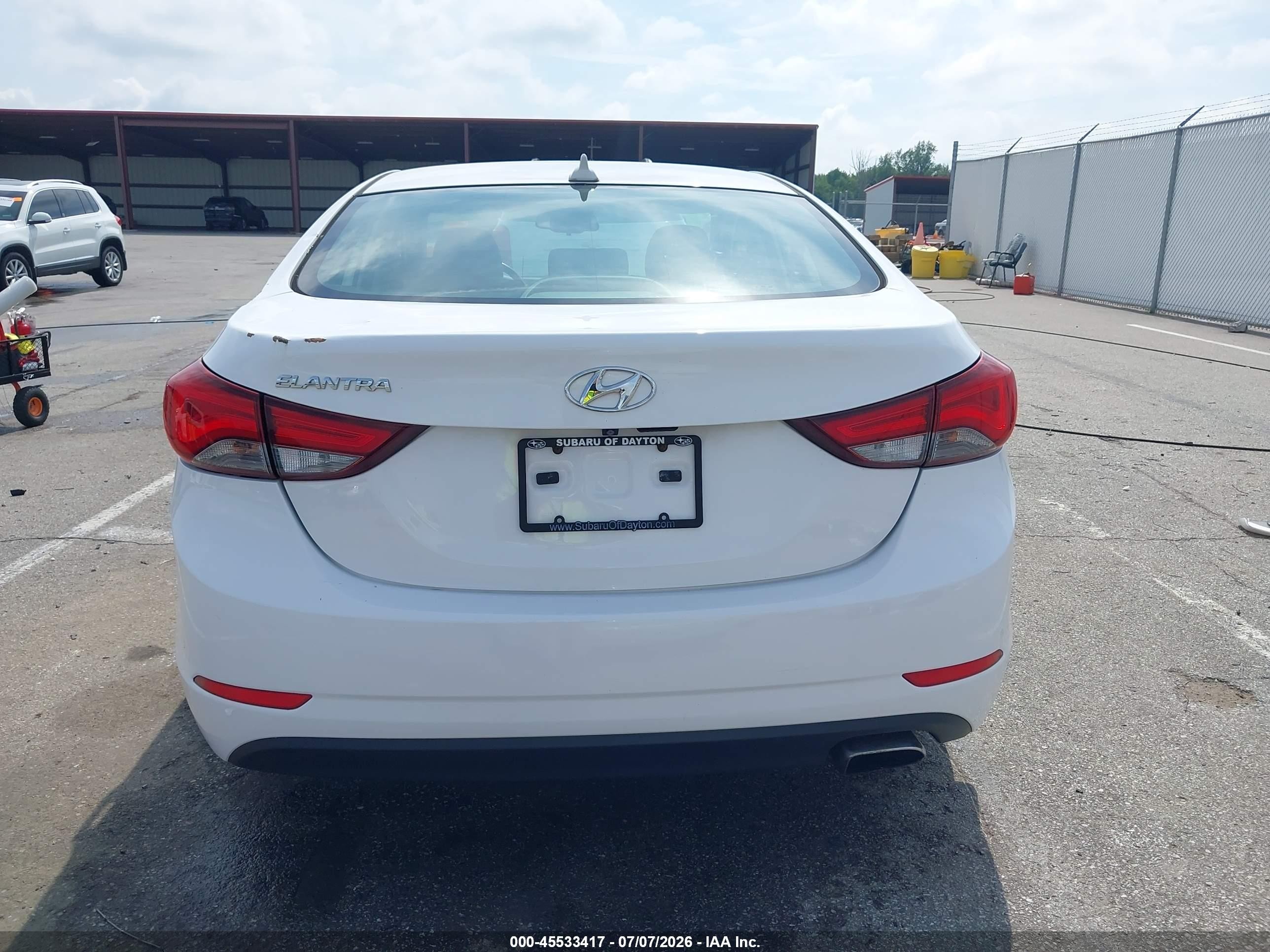 2015 Hyundai Elantra Sport Белый vin: KMHDH4AH1FU282636