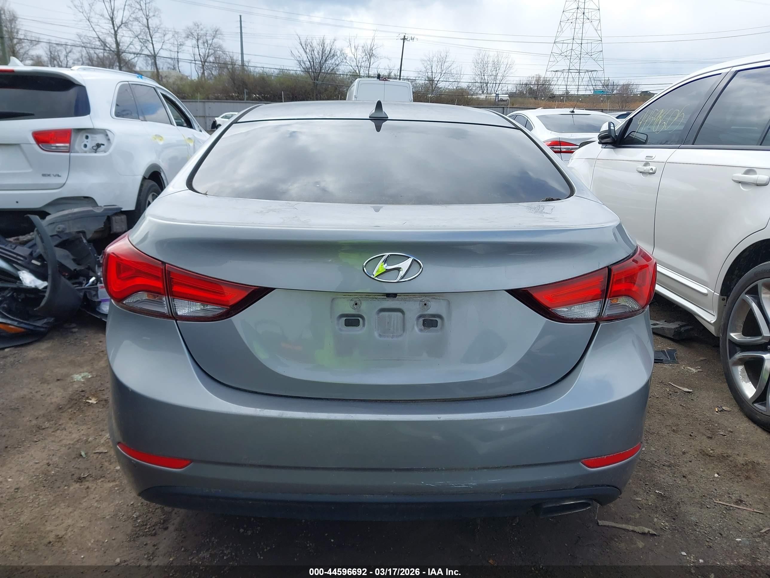 2014 Hyundai Elantra Sport Silver vin: KMHDH4AH2EU167025