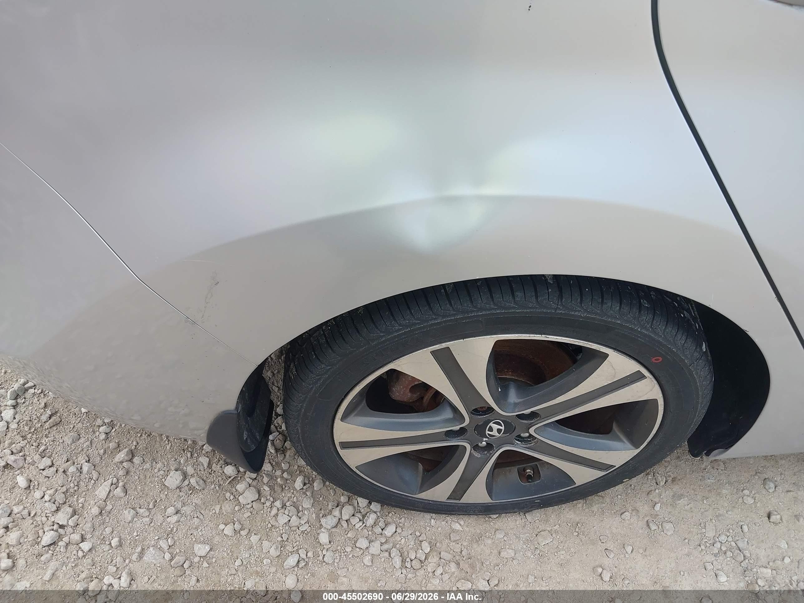 2015 Hyundai Elantra Sport Gray vin: KMHDH4AH2FU230481