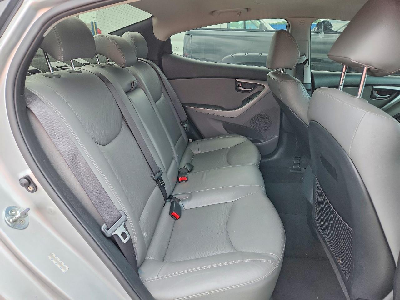 2015 Hyundai Elantra Sport Silver vin: KMHDH4AH2FU342519