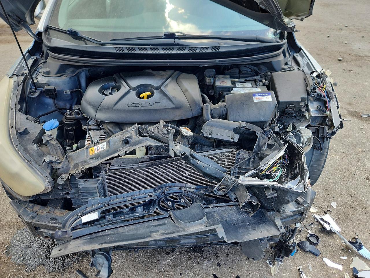 2014 Hyundai Elantra Sport Silver vin: KMHDH4AH3EU158804