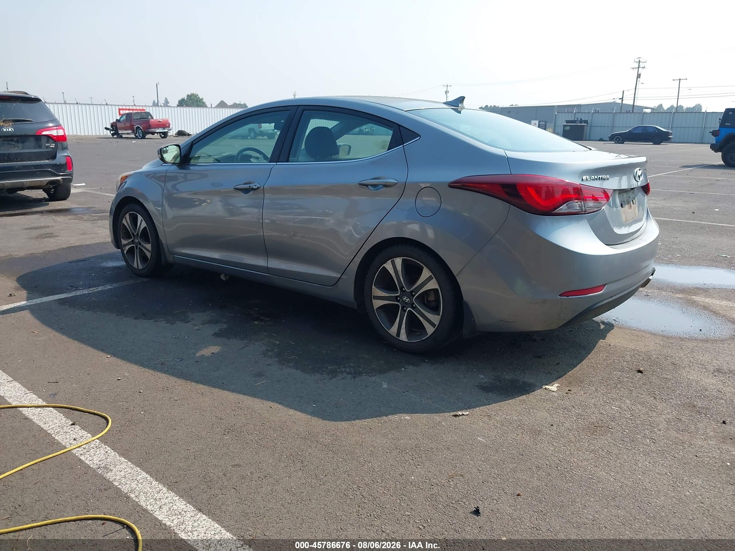 2015 Hyundai Elantra Sport Silver vin: KMHDH4AH3FU282301