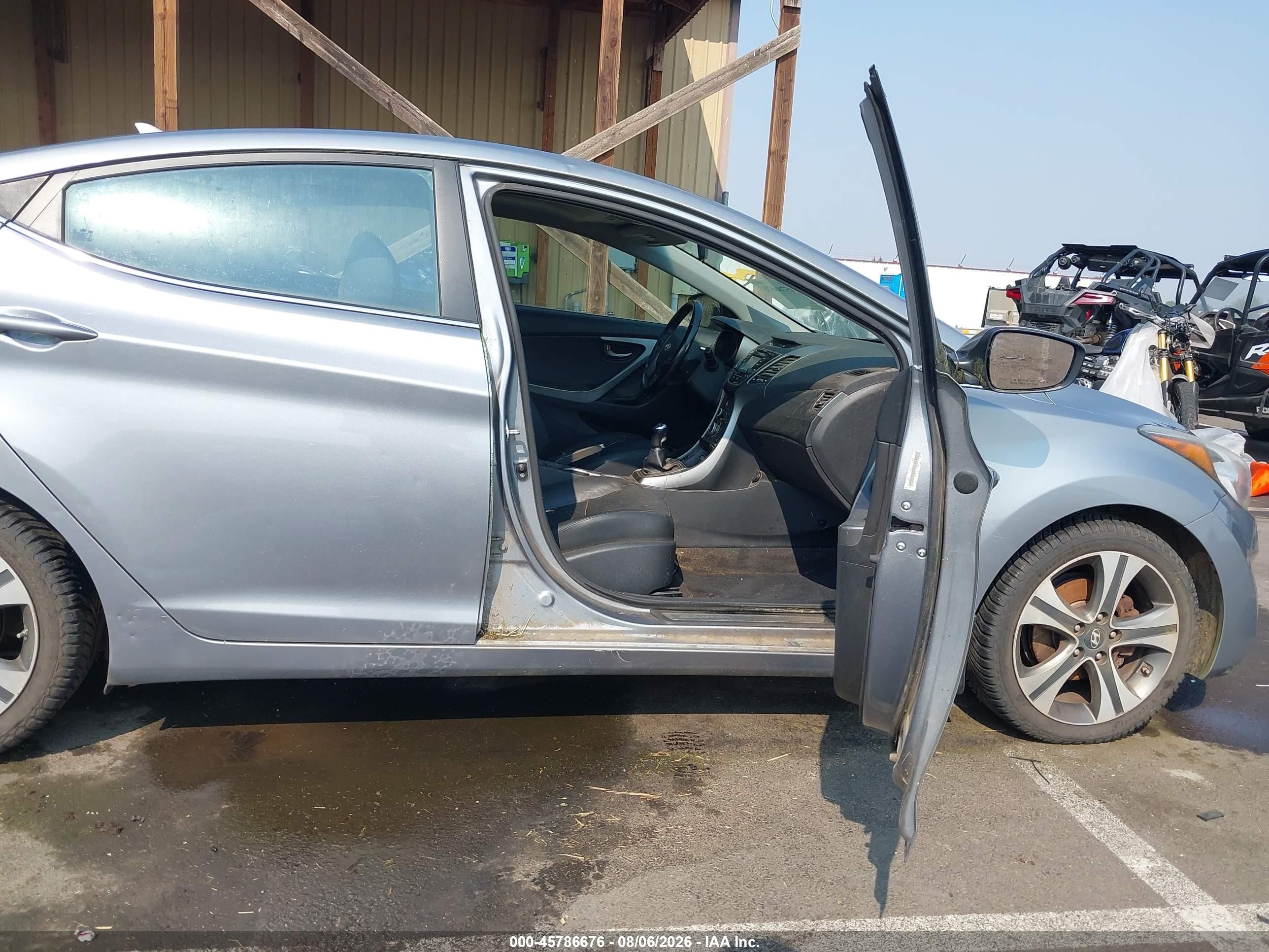 2015 Hyundai Elantra Sport Silver vin: KMHDH4AH3FU282301