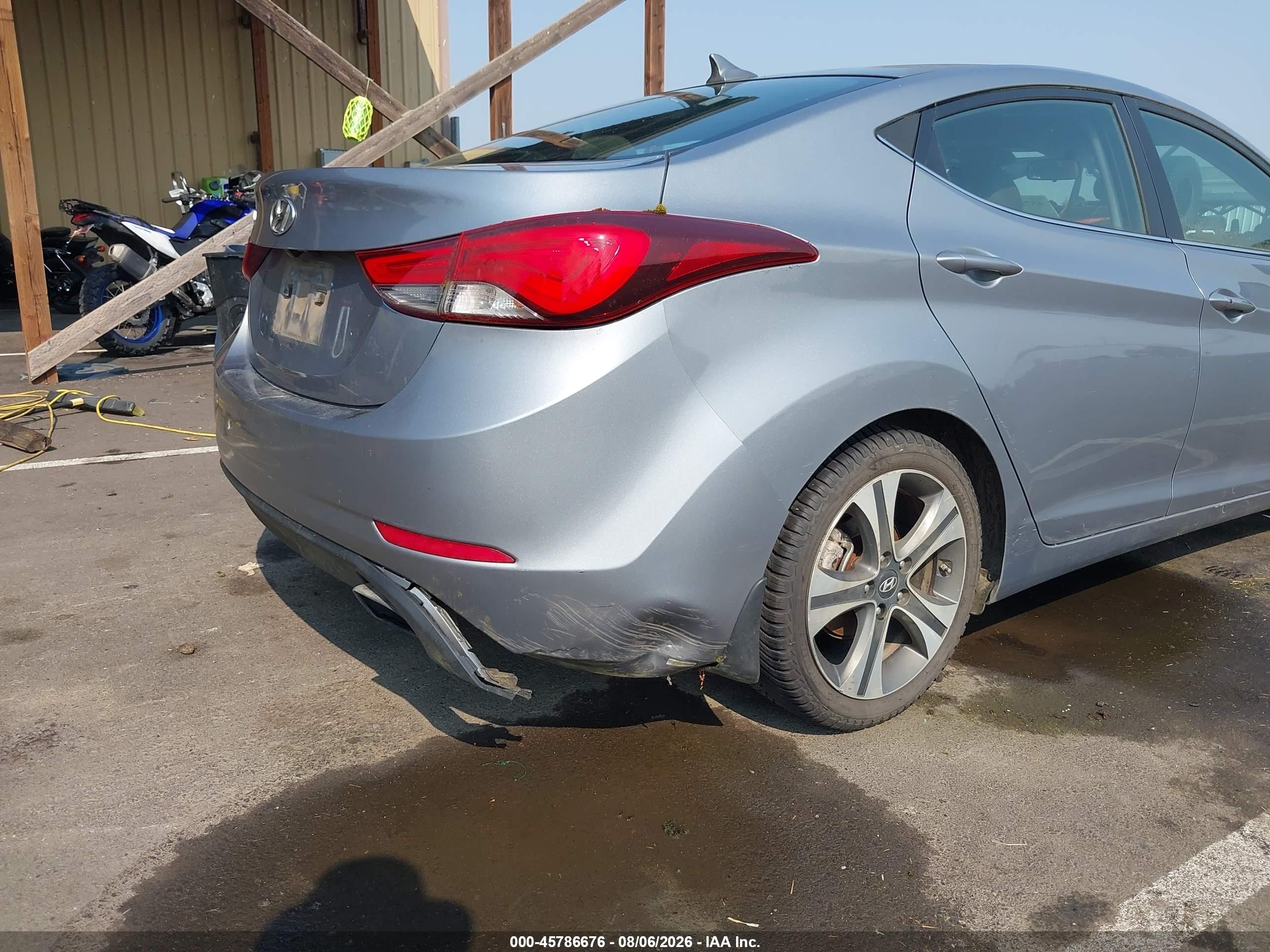 2015 Hyundai Elantra Sport Silver vin: KMHDH4AH3FU282301