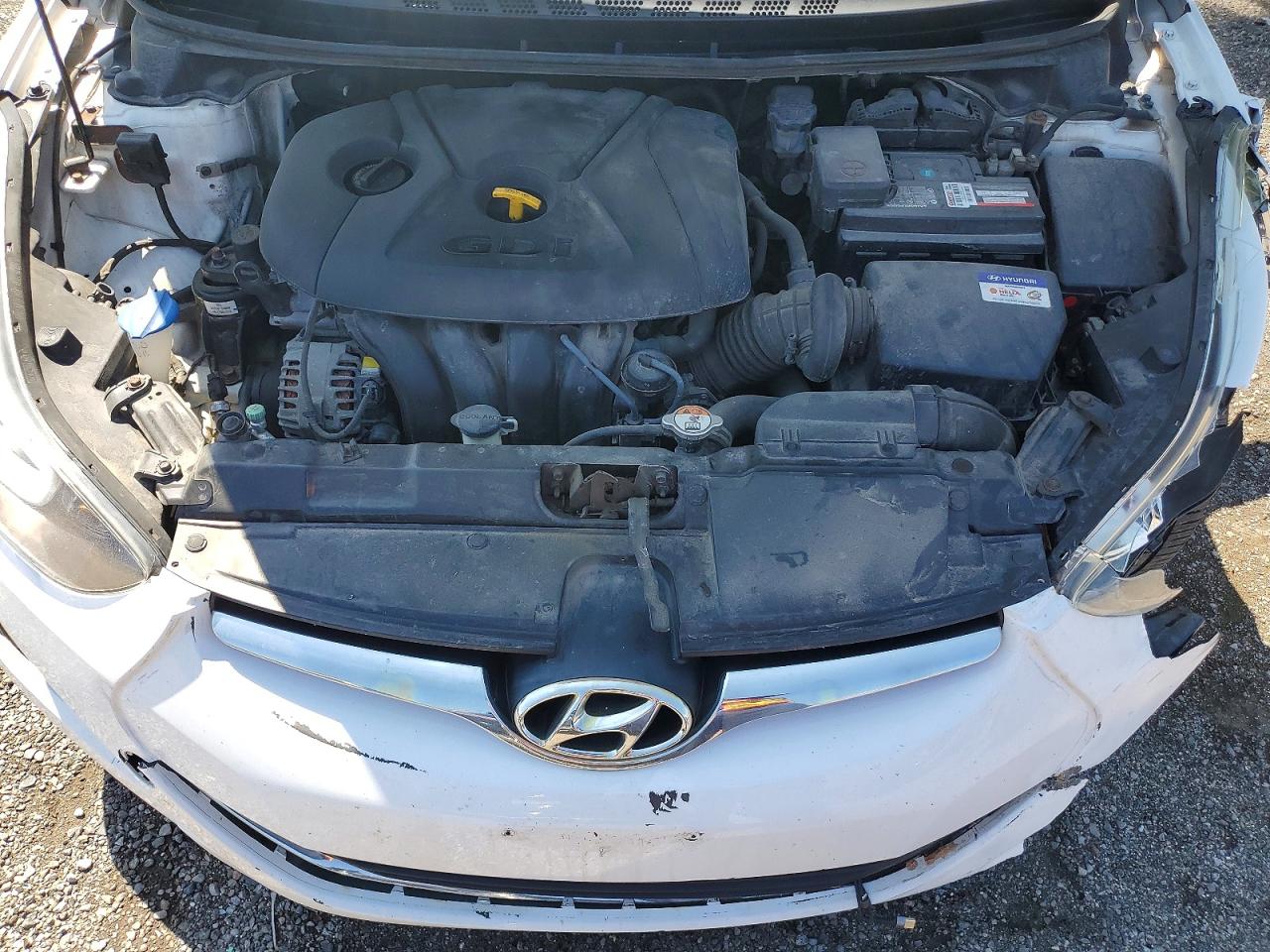 2015 Hyundai Elantra Белый vin: KMHDH4AH6FU418405