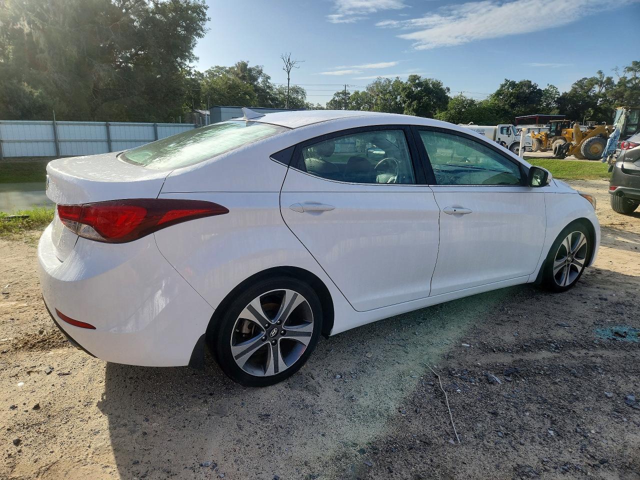 2015 Hyundai Elantra Sport White vin: KMHDH4AH7FU229617