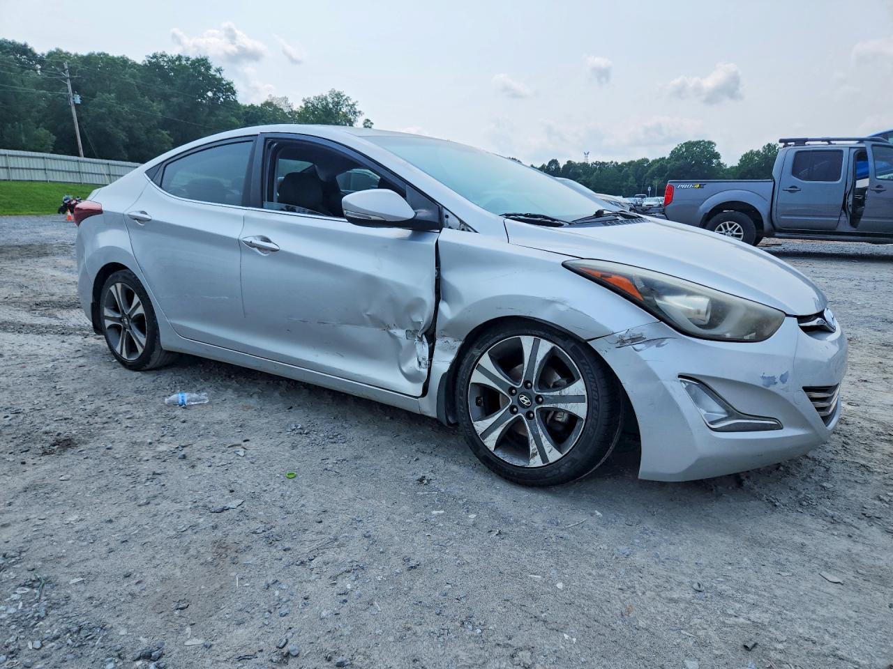 2015 Hyundai Elantra Gls(middle) Silver vin: KMHDH4AH9FU358295
