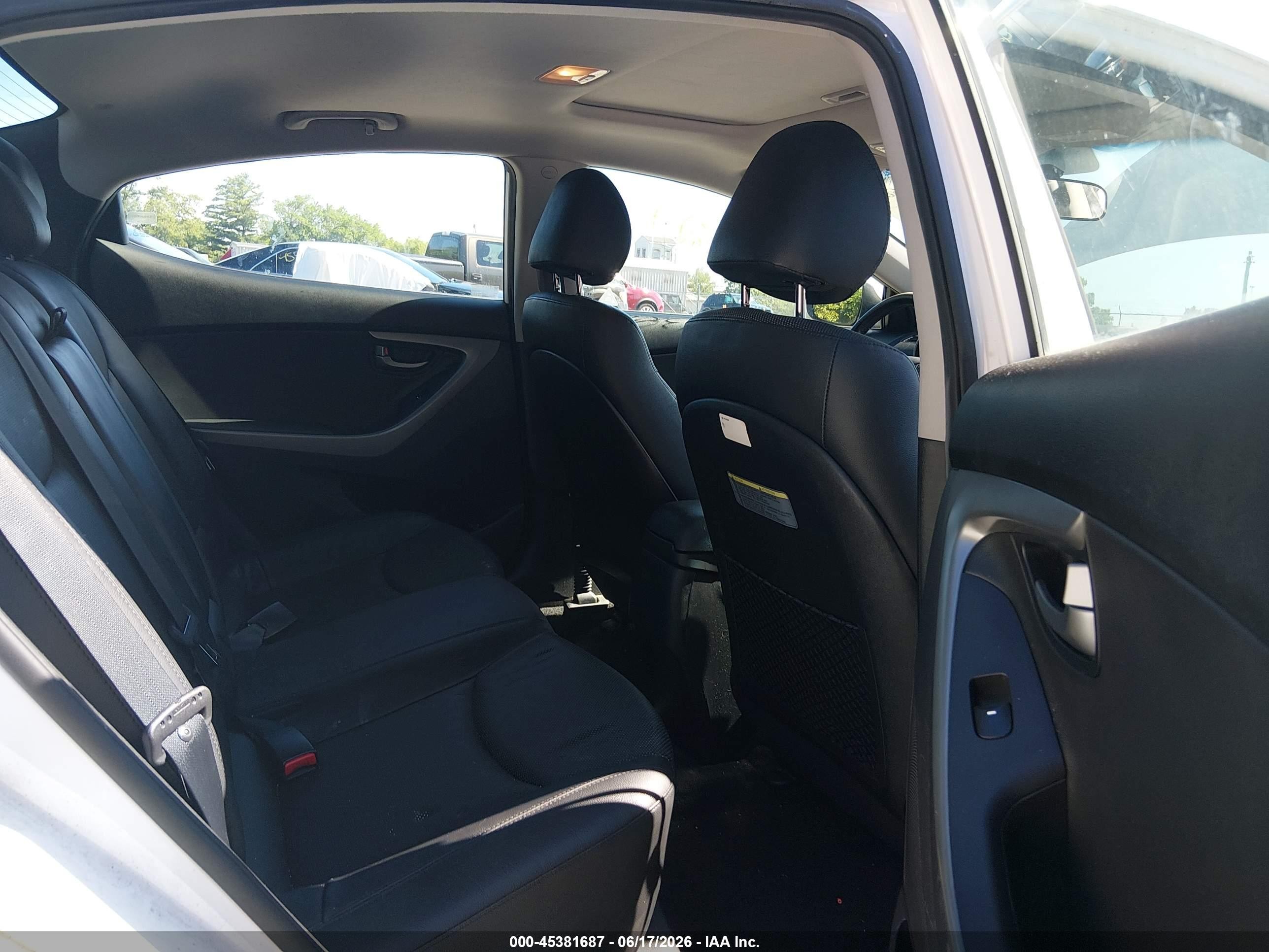 2015 Hyundai Elantra Sport White vin: KMHDH4AH9FU382886