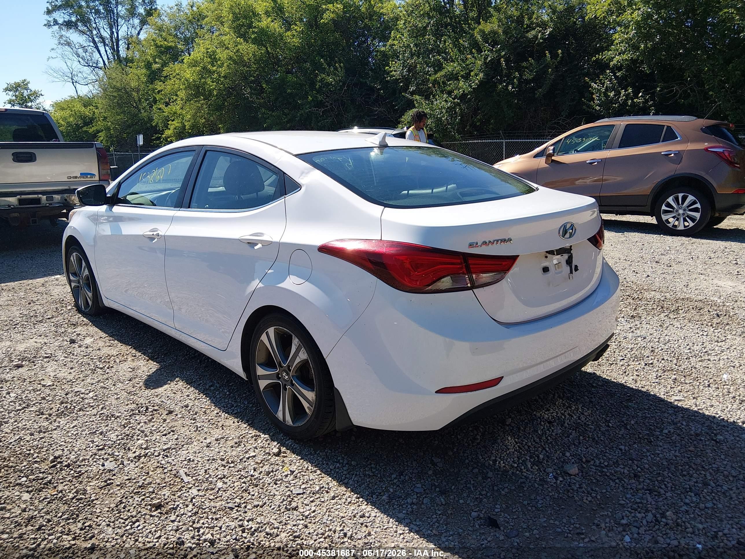 2015 Hyundai Elantra Sport White vin: KMHDH4AH9FU382886