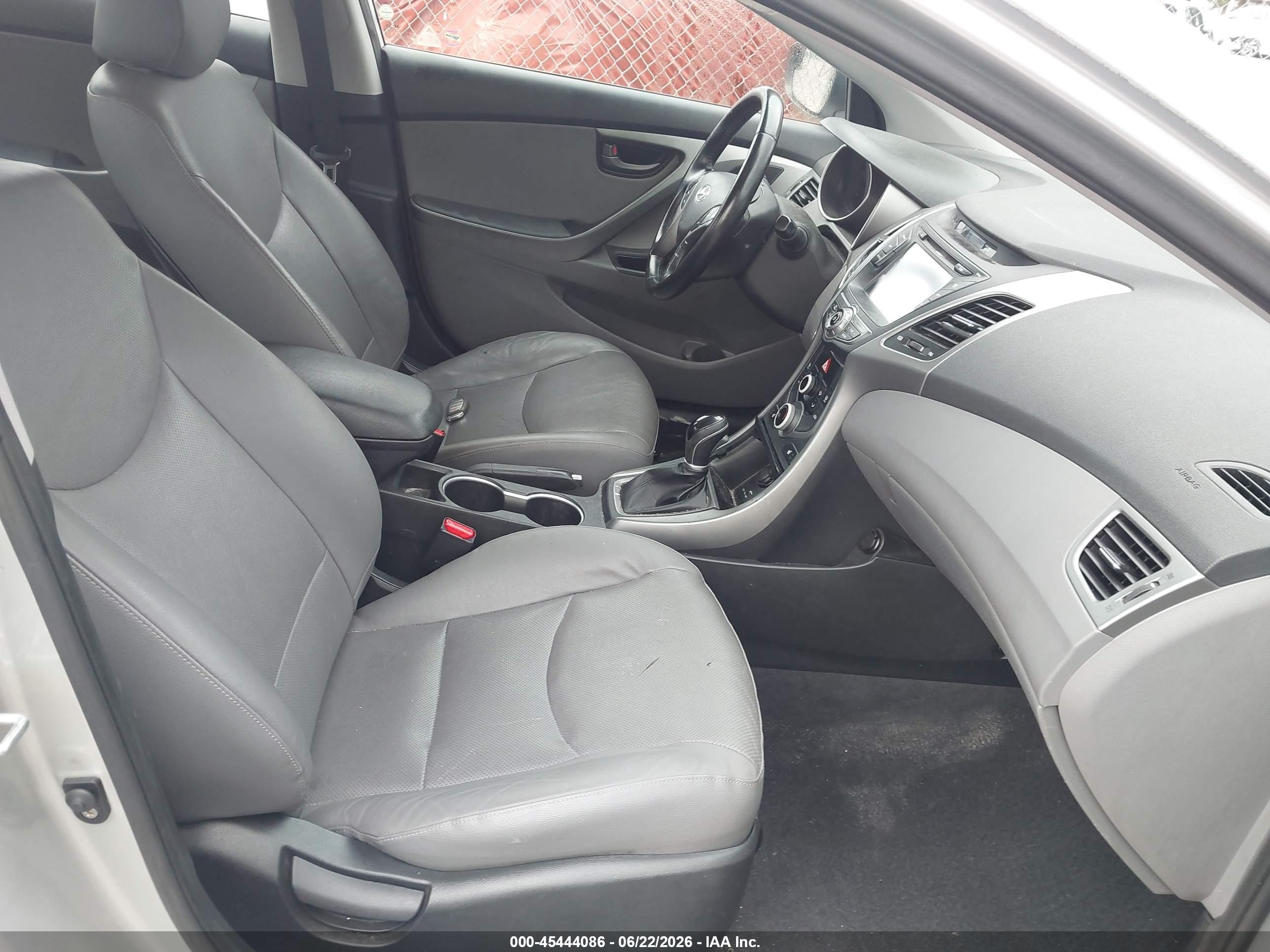 2015 Hyundai Elantra Sport Silver vin: KMHDH4AHXFU249148