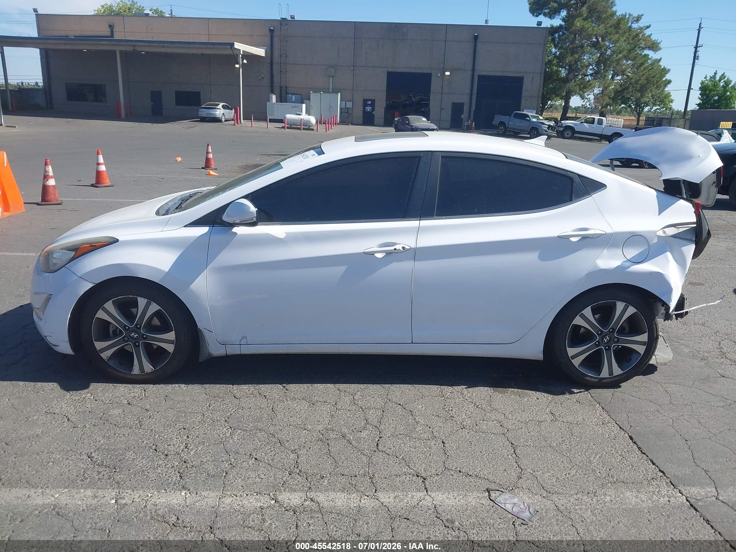 2015 Hyundai Elantra Sport White vin: KMHDH4AHXFU374778