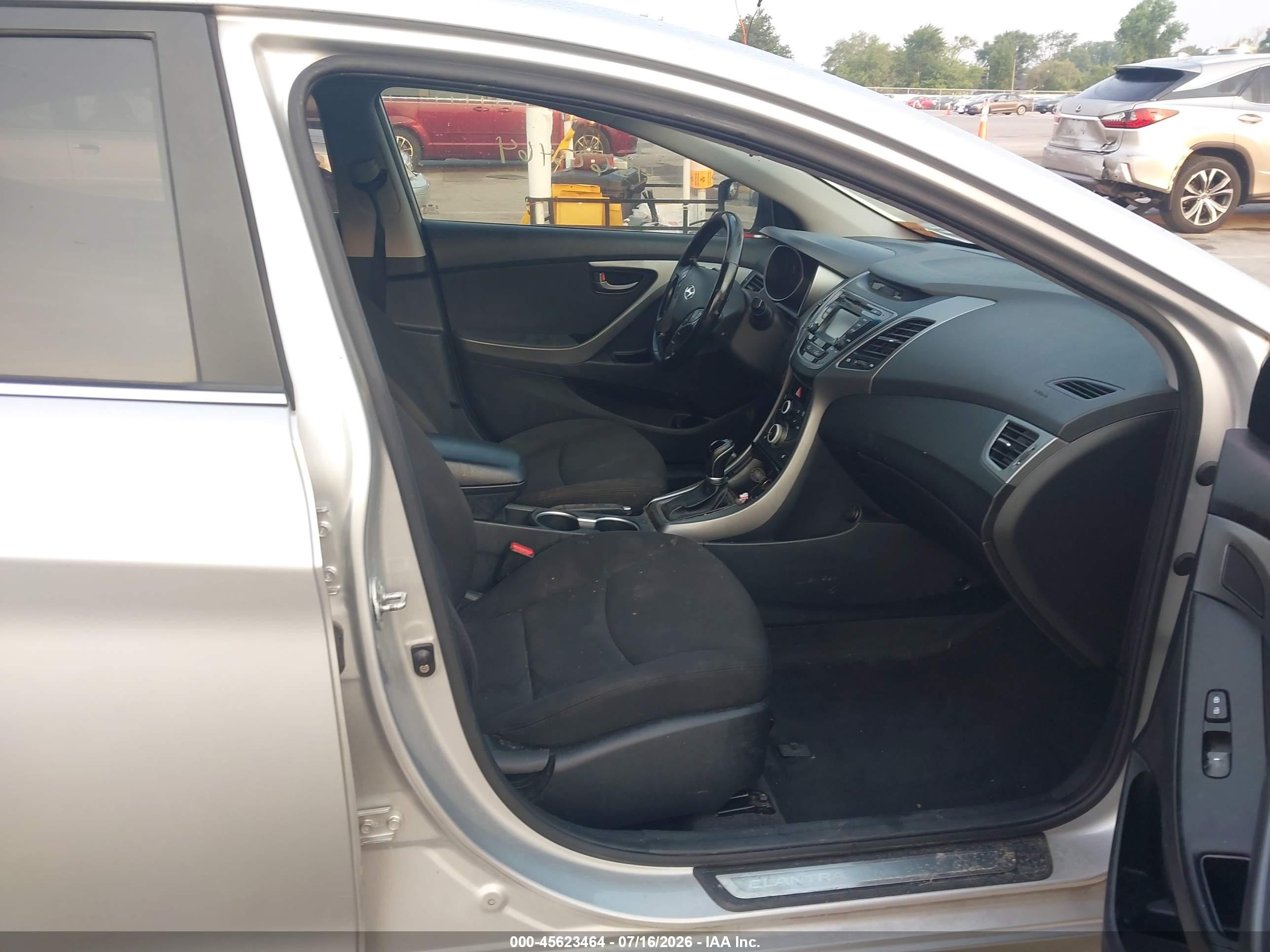2016 Hyundai Elantra Sport Silver vin: KMHDH4AHXGU532358