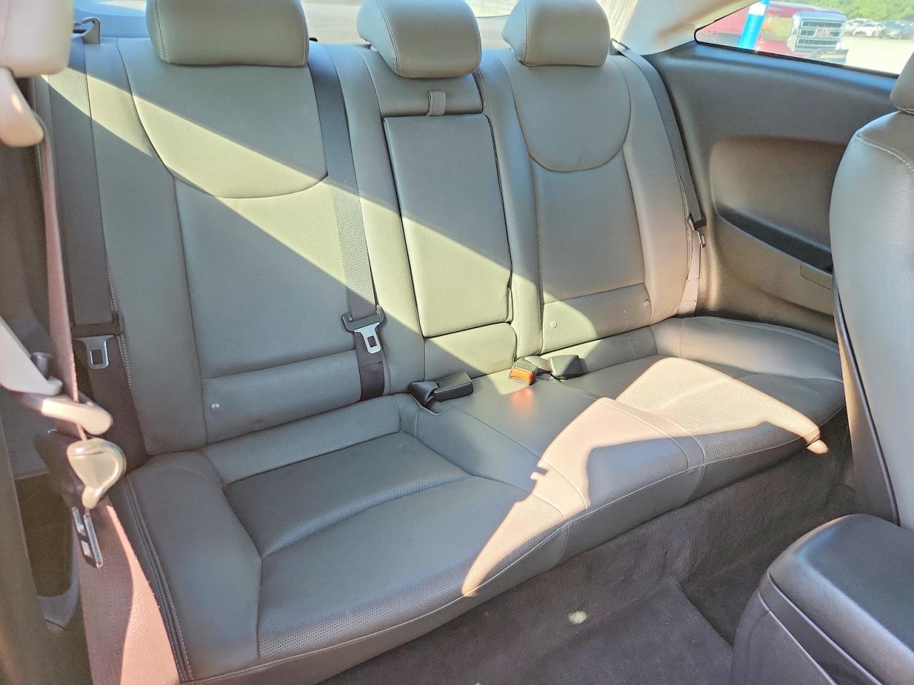 2013 Hyundai Elantra Coupe Se Blue vin: KMHDH6AE1DU006438