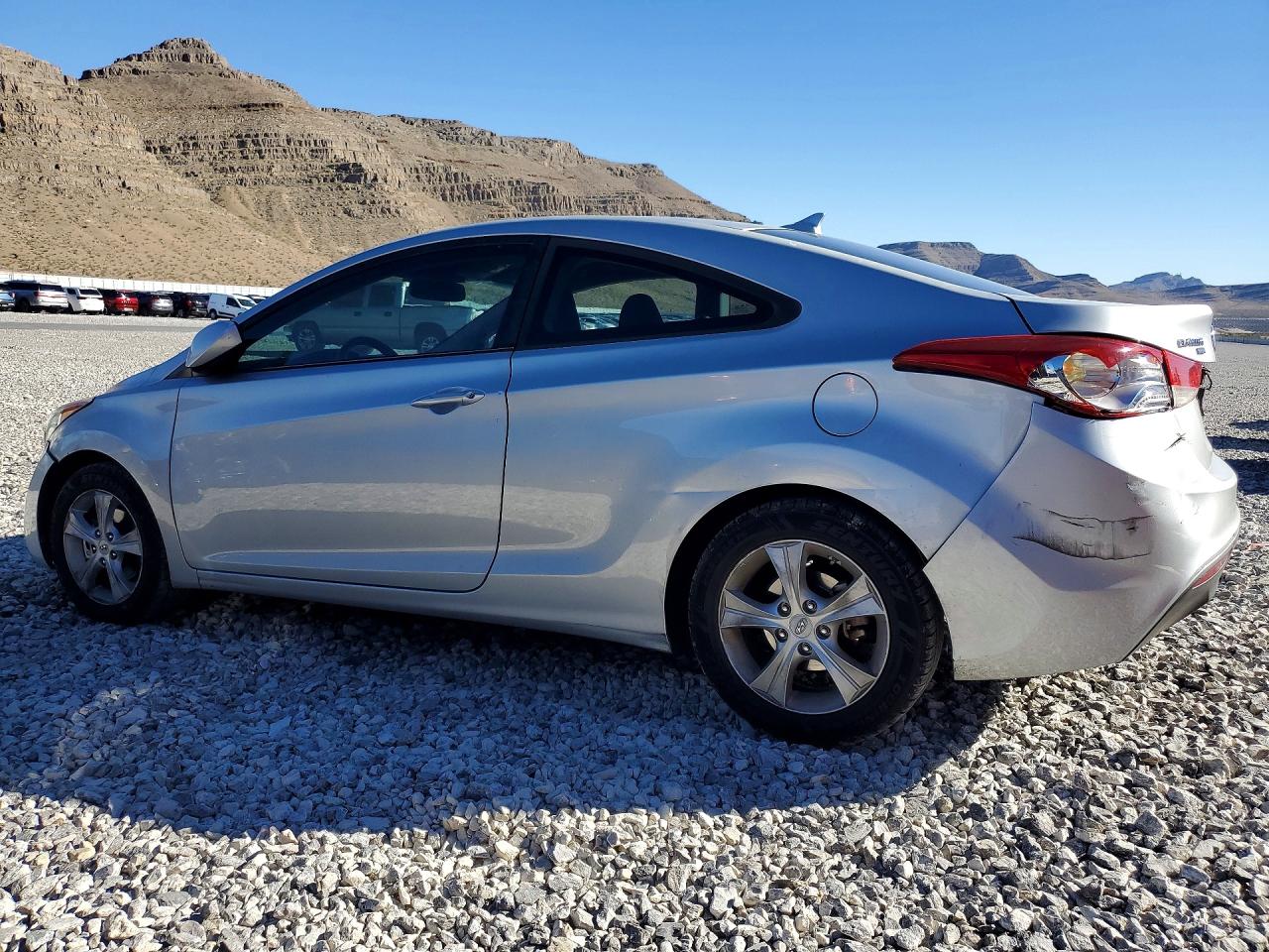 2013 Hyundai Elantra Coupe Gs Silver vin: KMHDH6AE1DU007430