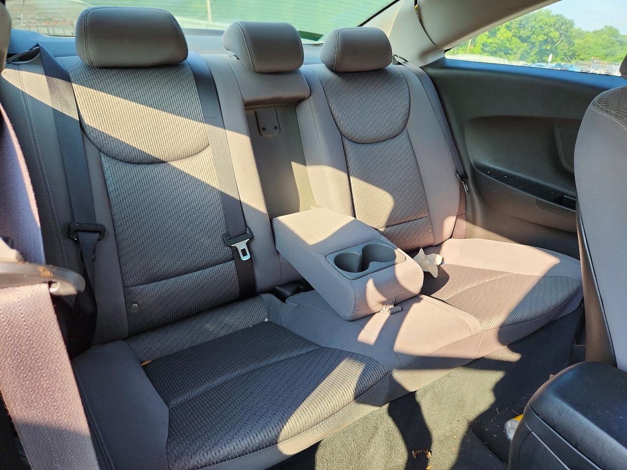 2013 Hyundai Elantra Coupe Gs Gray vin: KMHDH6AE2DU010935