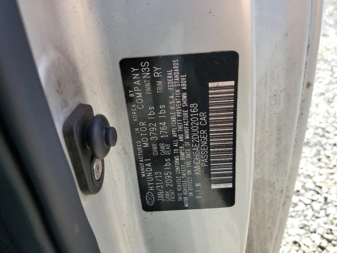 2013 Hyundai Elantra Coupe Gs Silver vin: KMHDH6AE2DU020168