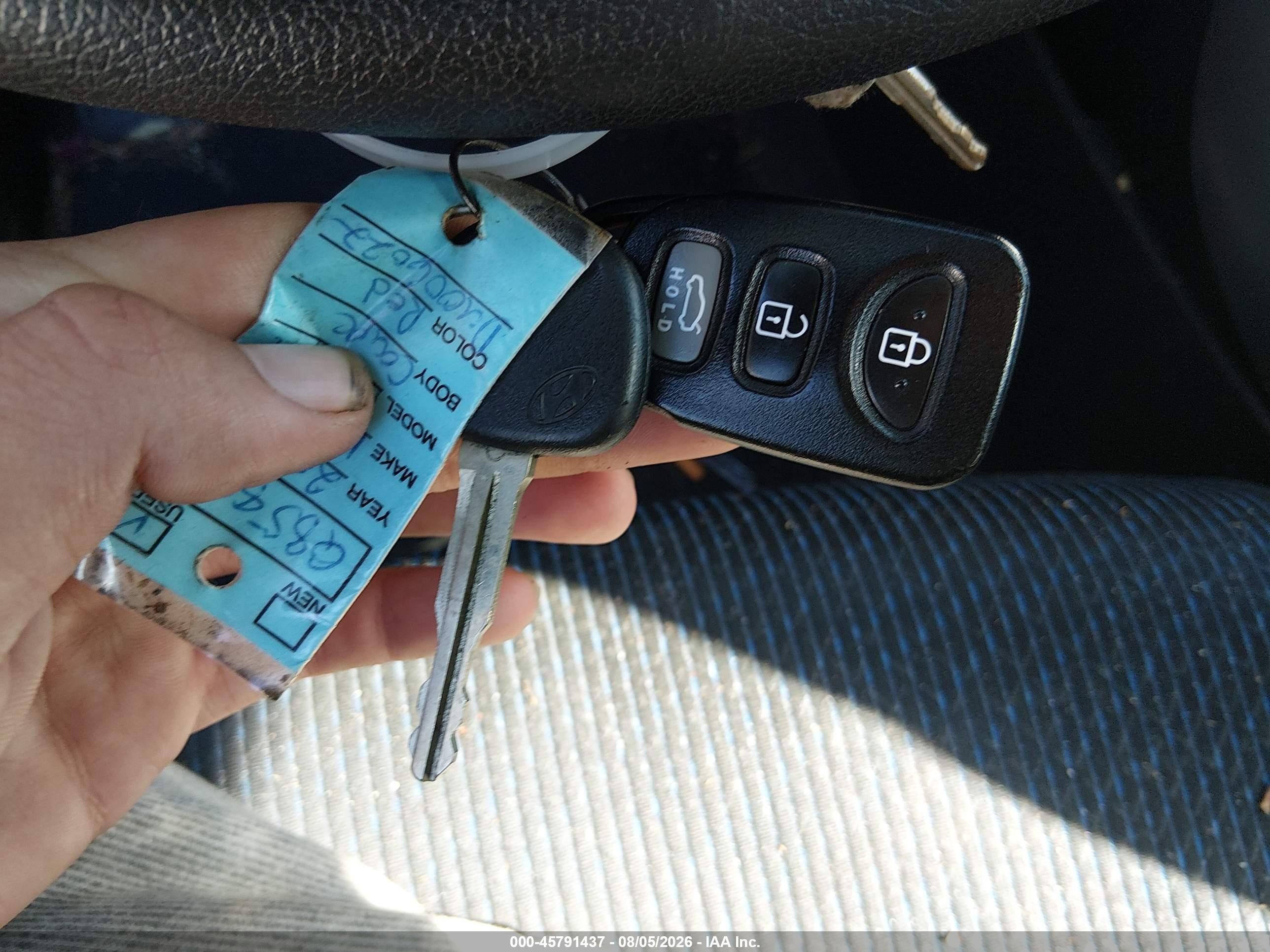 2013 Hyundai Elantra Gs Красный vin: KMHDH6AE3DU006022
