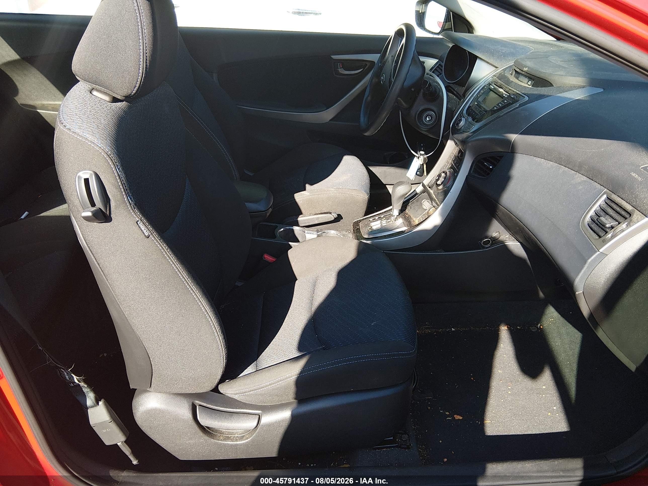 2013 Hyundai Elantra Gs Красный vin: KMHDH6AE3DU006022