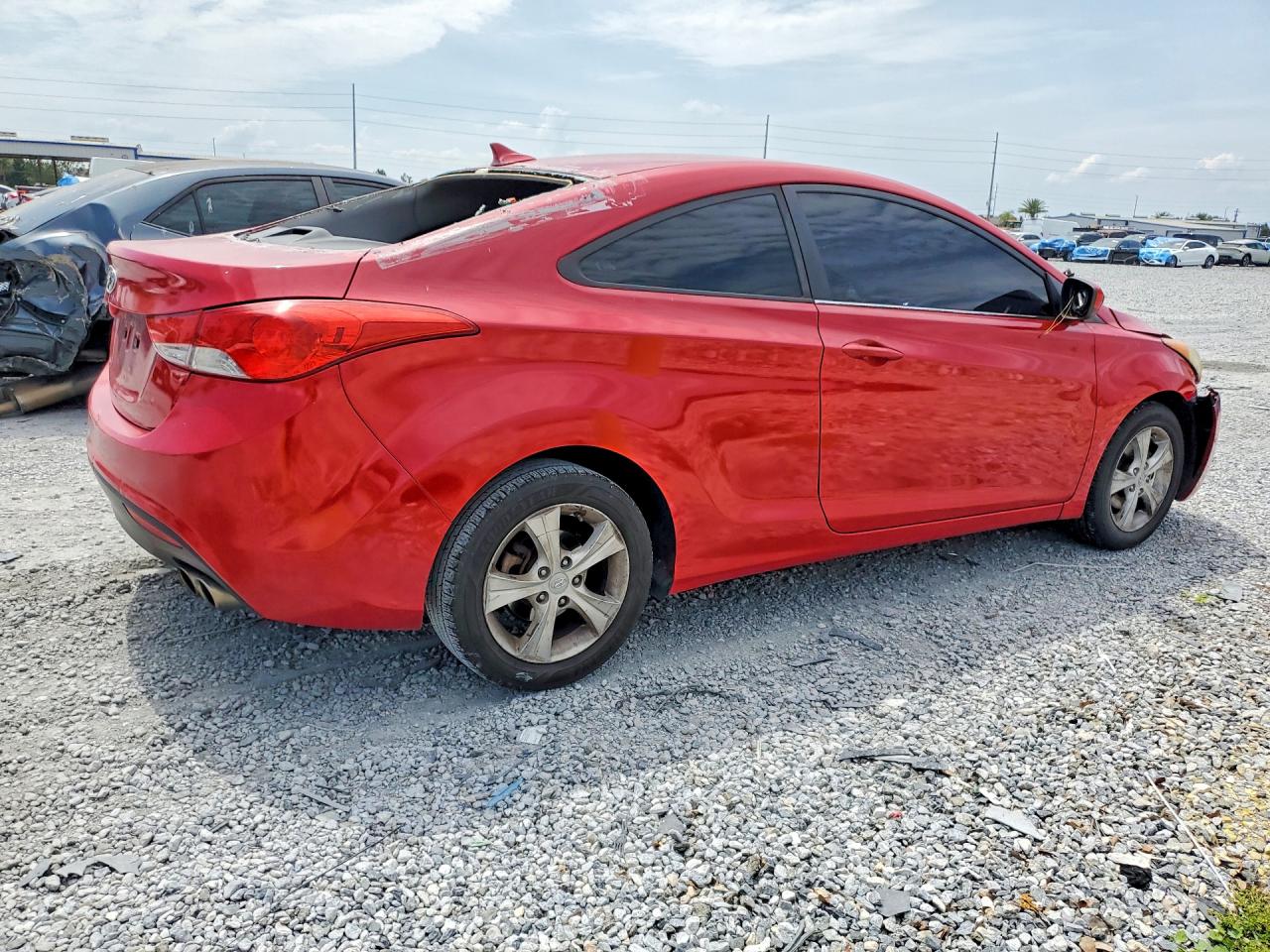 2013 Hyundai Elantra Coupe Gs Red vin: KMHDH6AE3DU012192