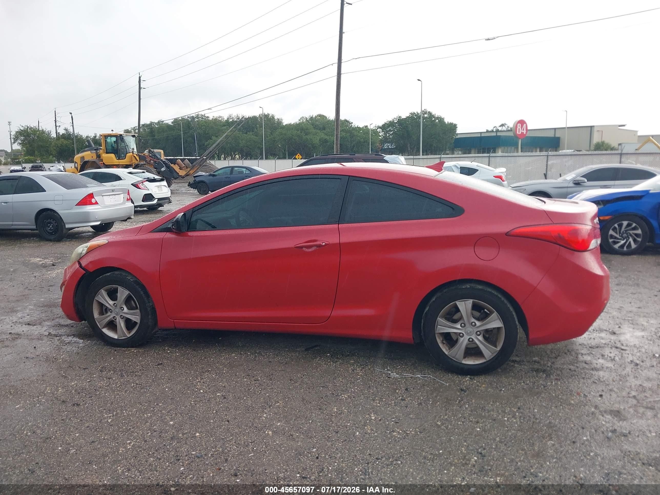 2013 Hyundai Elantra Gs Red vin: KMHDH6AE3DU023239