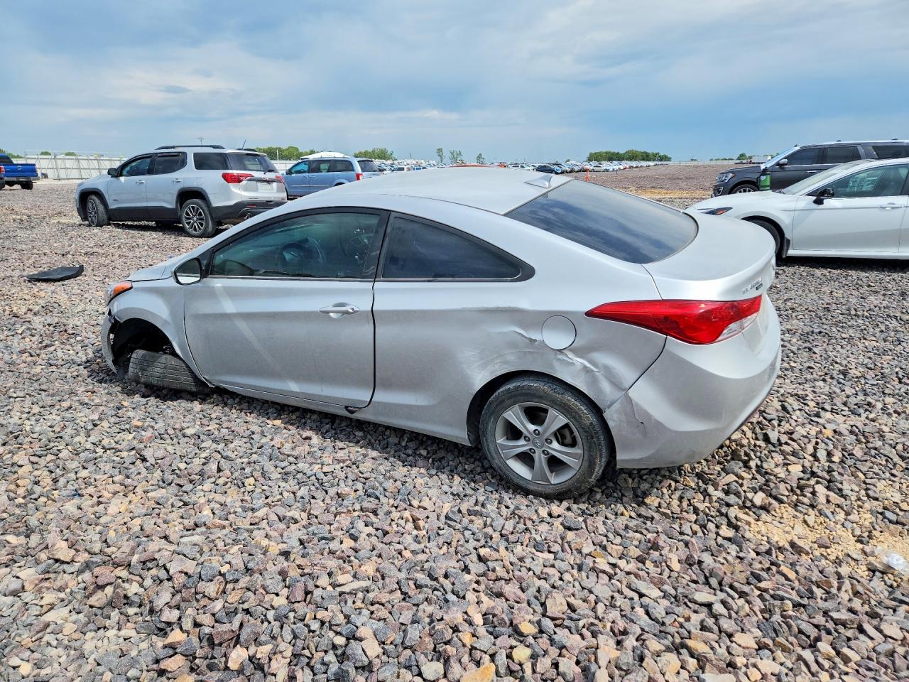2013 Hyundai Elantra Coupe Gs Silver vin: KMHDH6AE4DU007244