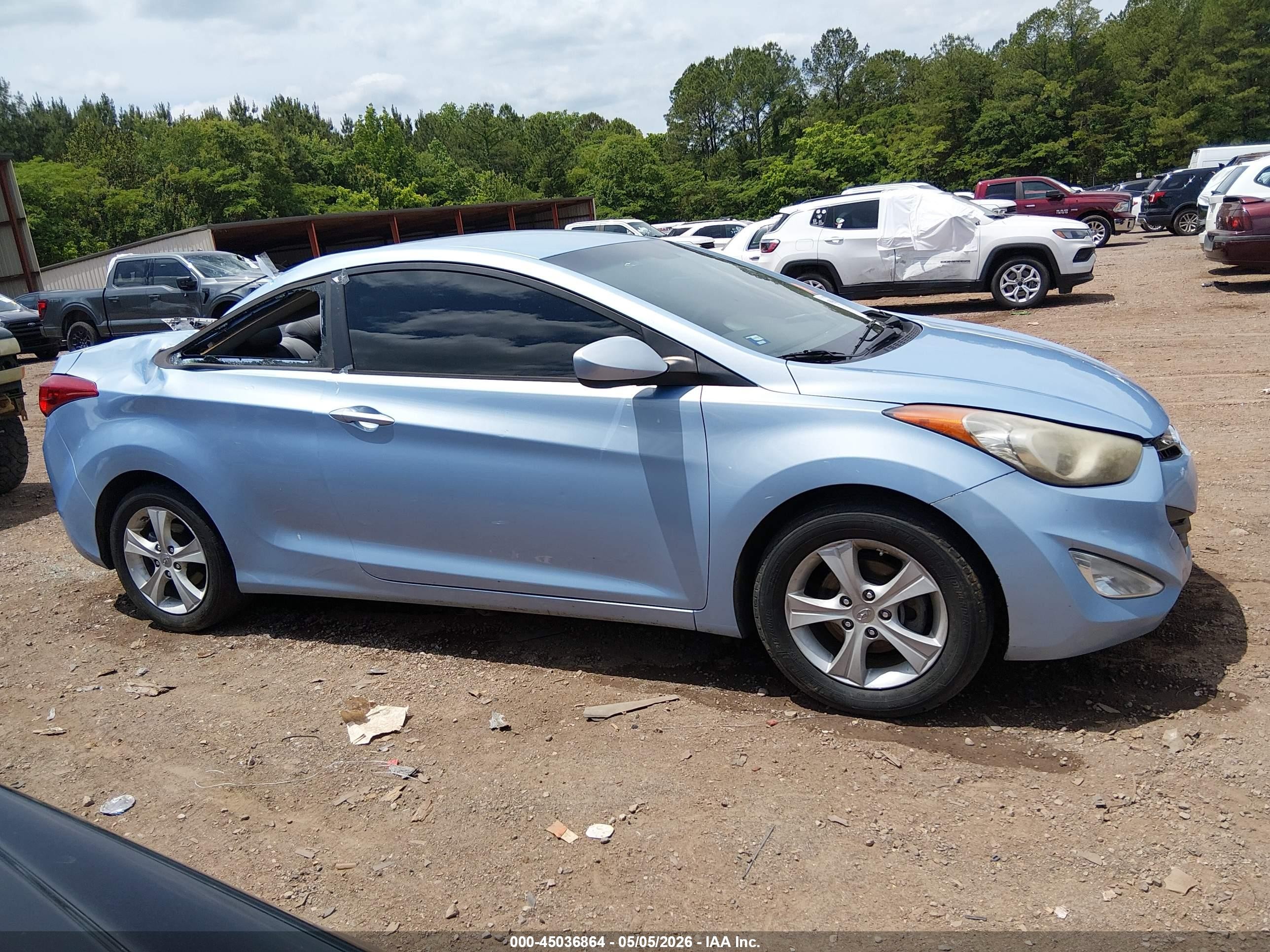 2013 Hyundai Elantra Gs Blue vin: KMHDH6AE4DU016462