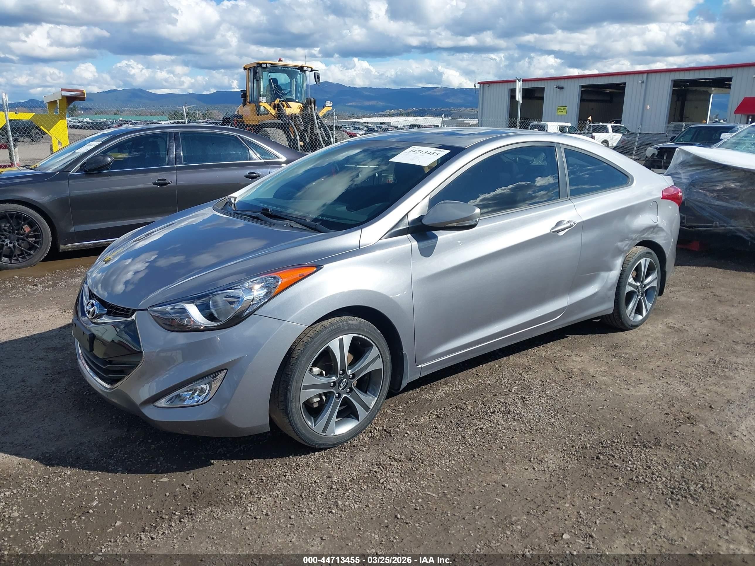 2013 Hyundai Elantra Se Gray vin: KMHDH6AE5DU005373