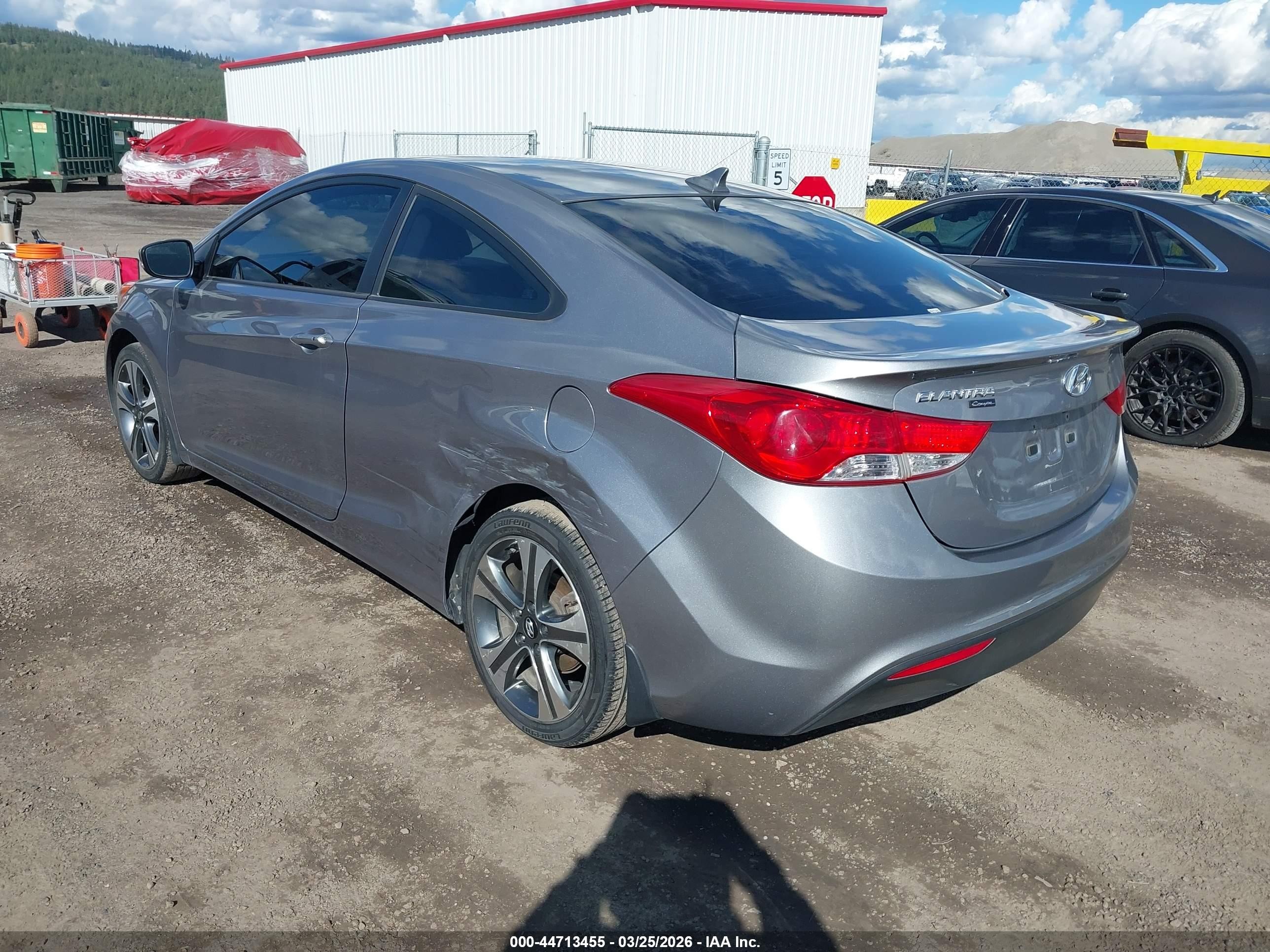 2013 Hyundai Elantra Se Gray vin: KMHDH6AE5DU005373