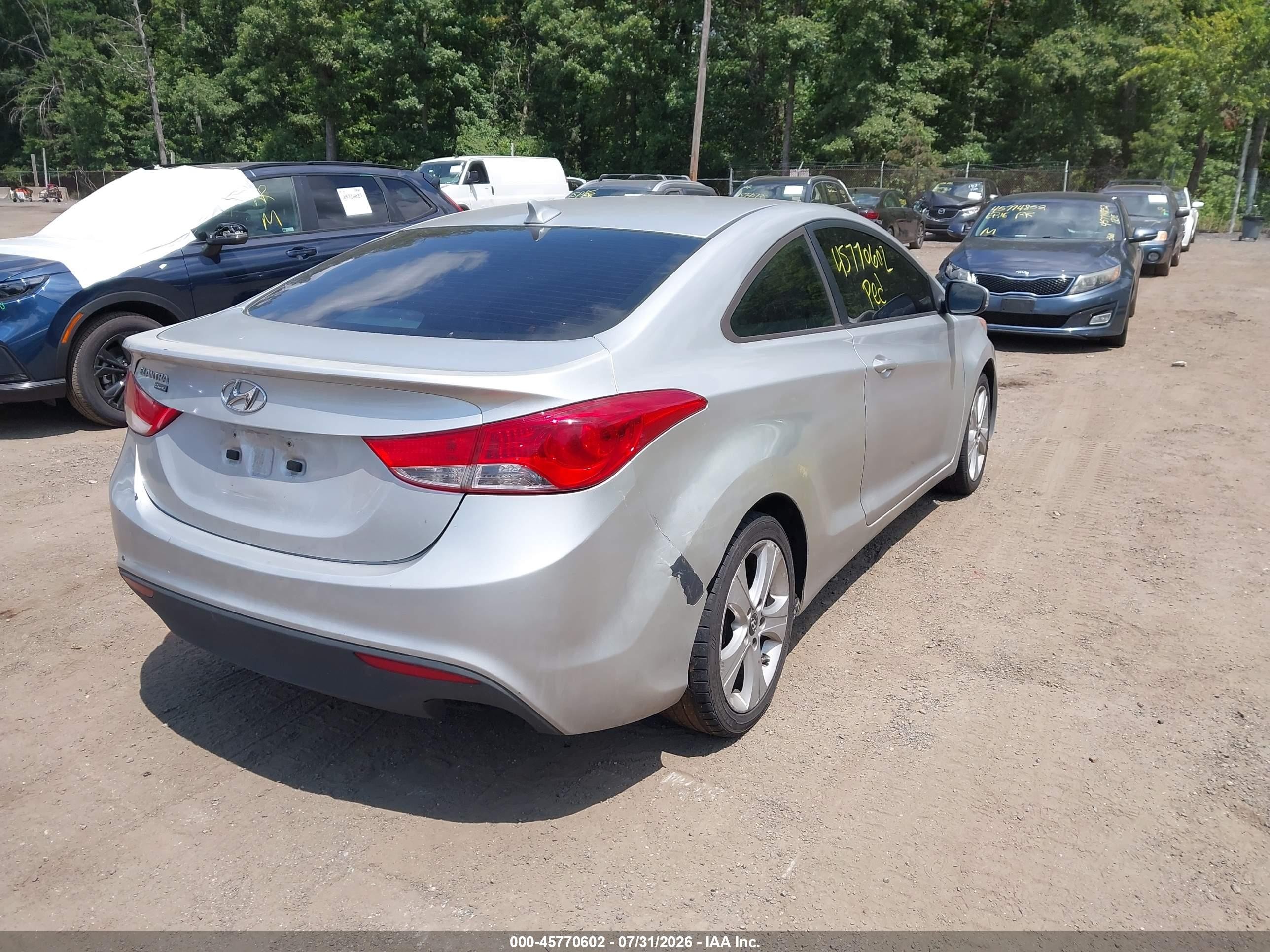 2013 Hyundai Elantra Se Silver vin: KMHDH6AE6DU008895