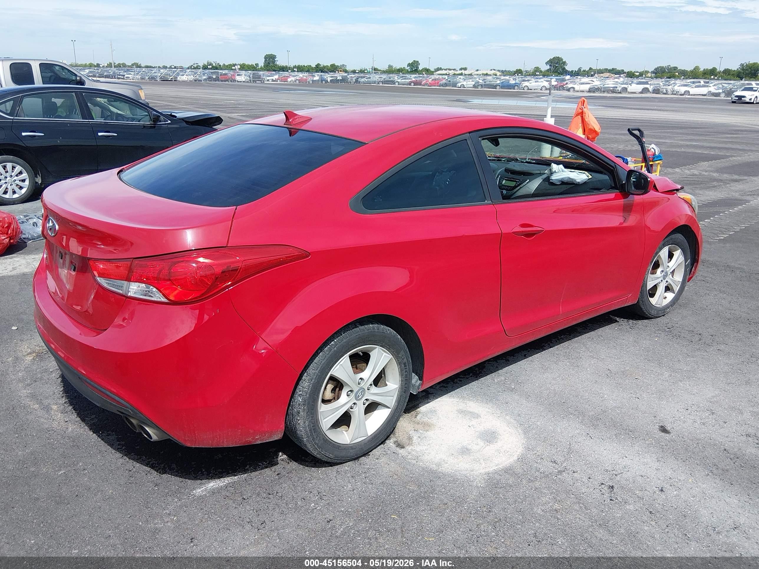 2013 Hyundai Elantra Gs Red vin: KMHDH6AE6DU010971