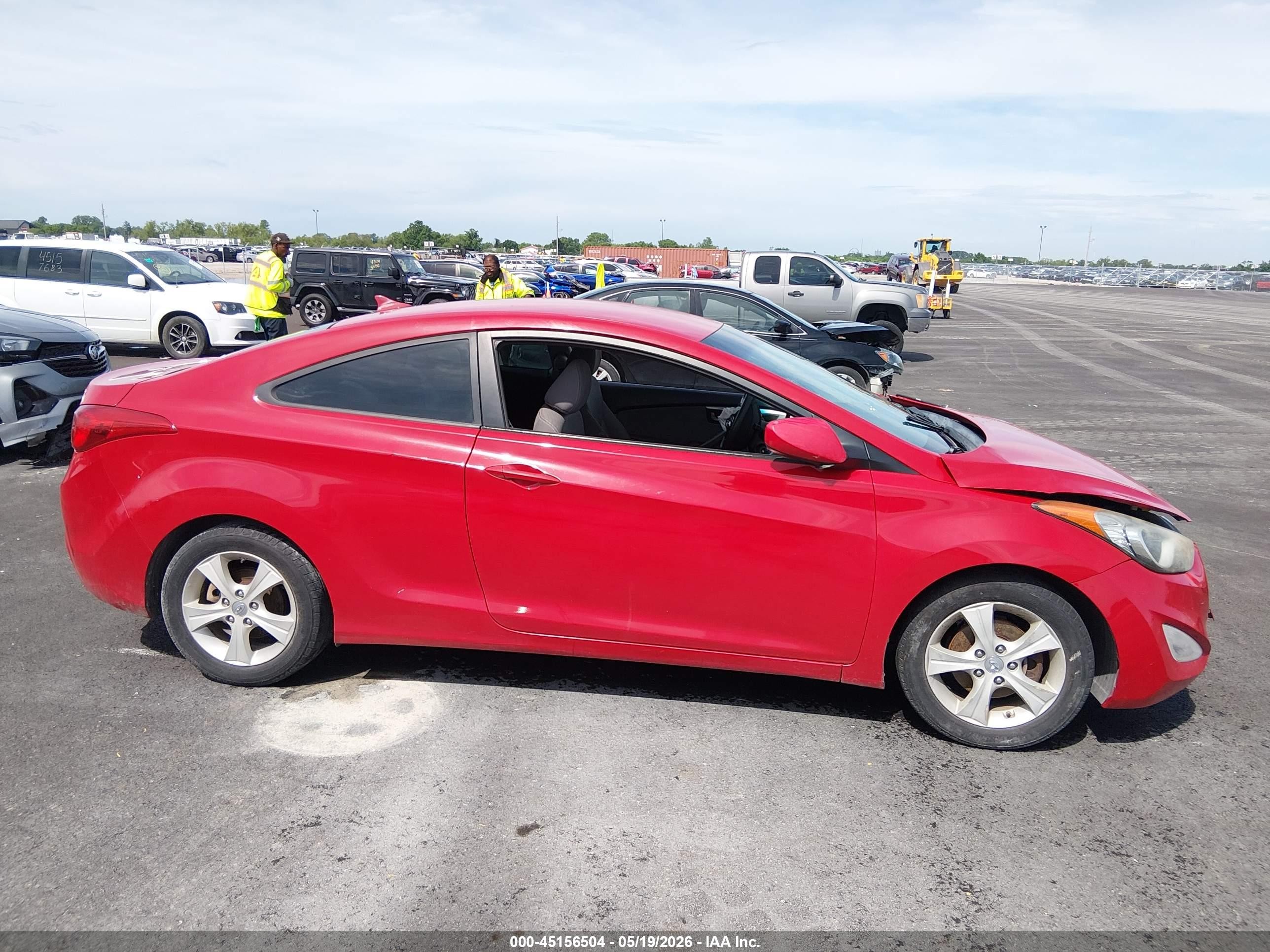2013 Hyundai Elantra Gs Red vin: KMHDH6AE6DU010971