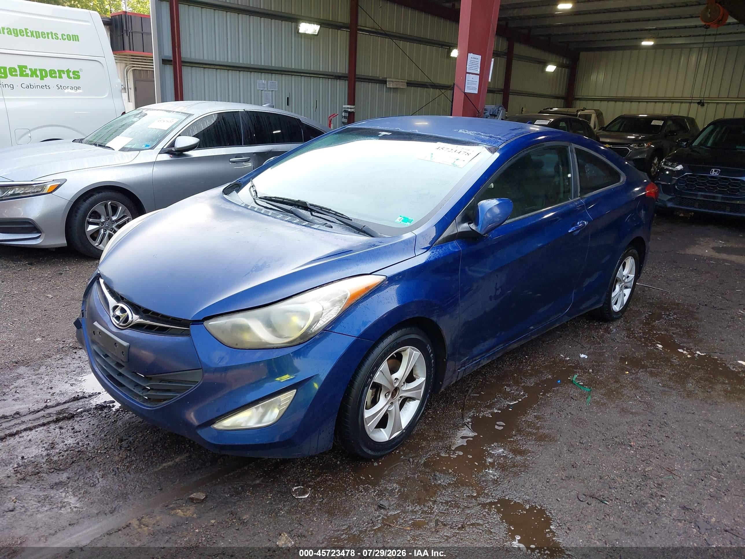 2013 Hyundai Elantra Gs Blue vin: KMHDH6AE7DU007139