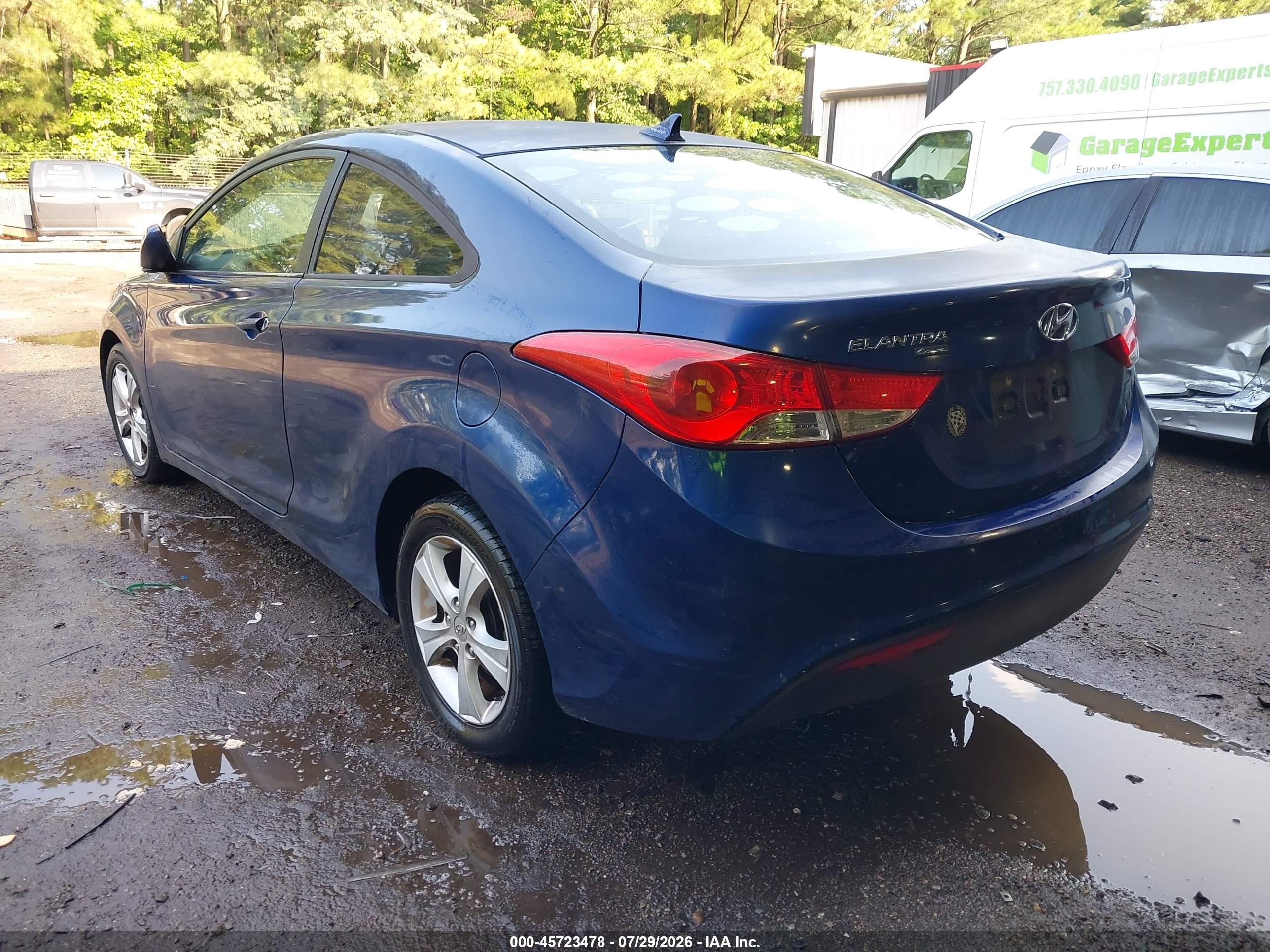 2013 Hyundai Elantra Gs Blue vin: KMHDH6AE7DU007139