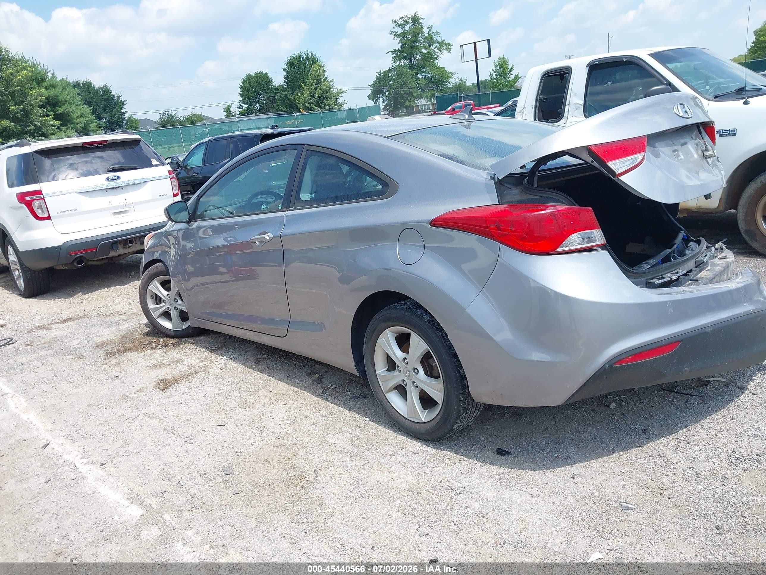 2013 Hyundai Elantra Gs Silver vin: KMHDH6AE7DU009392