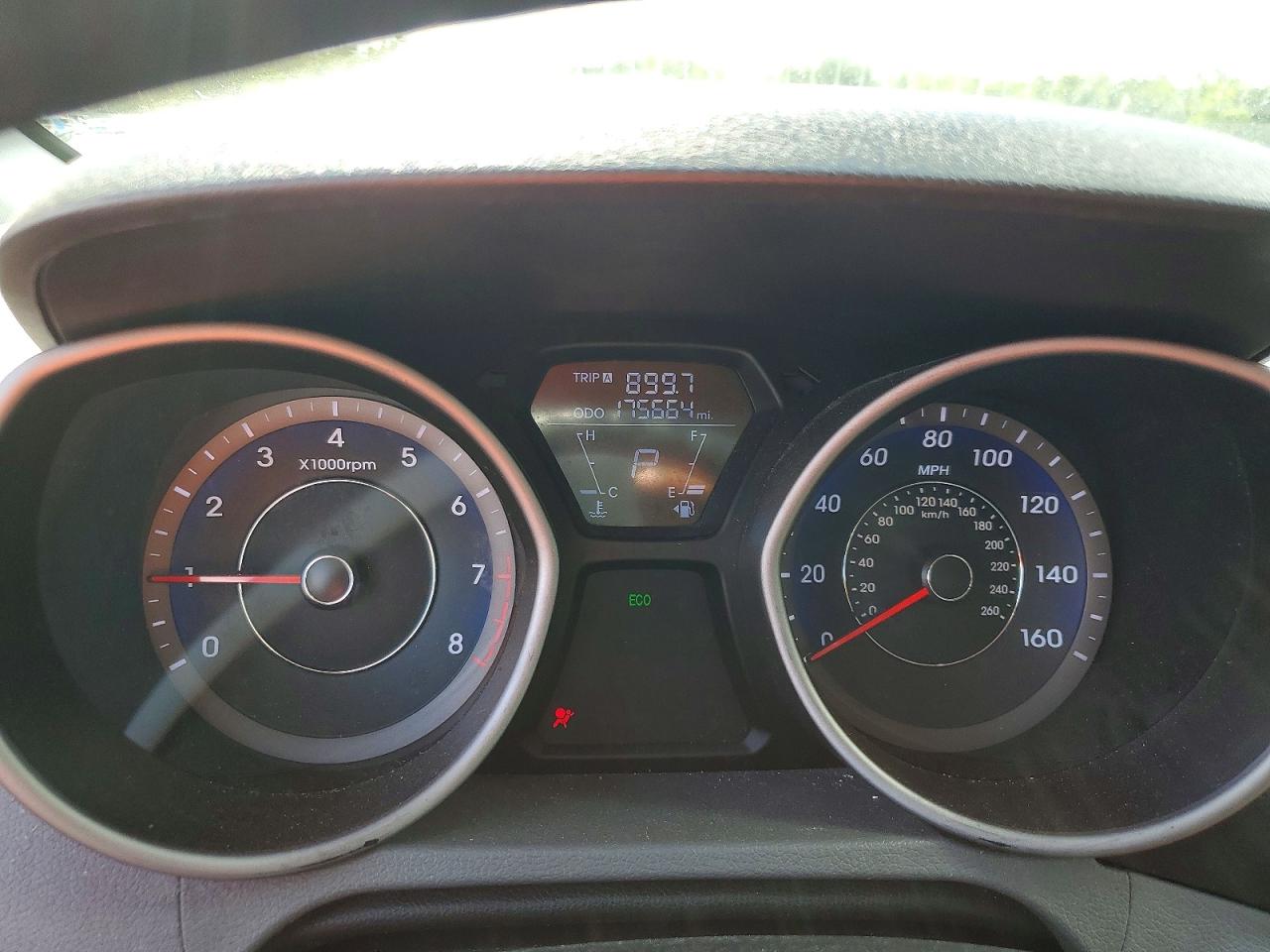 2013 Hyundai Elantra Coupe Se Silver vin: KMHDH6AE7DU012308