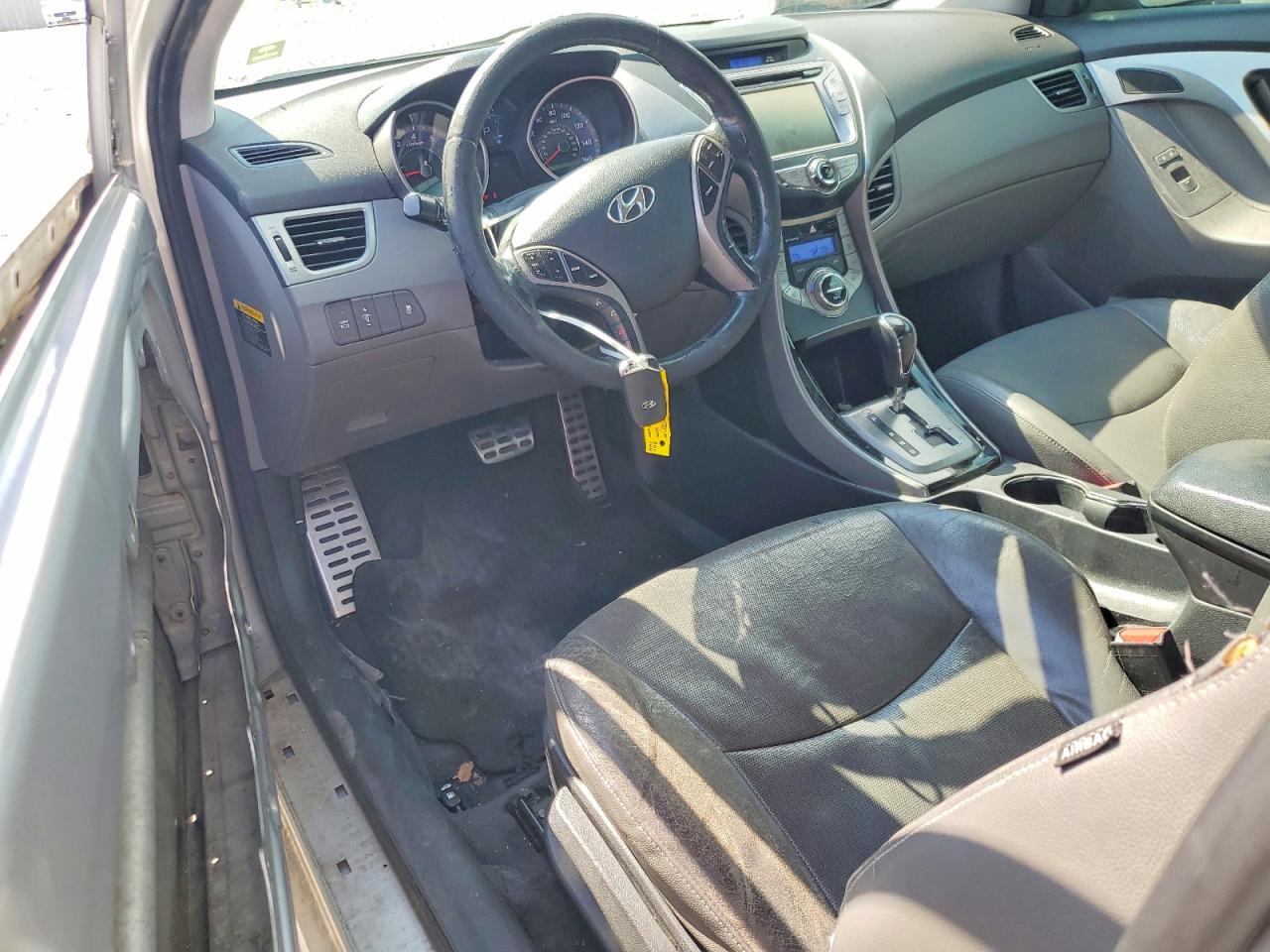 2013 Hyundai Elantra Coupe Se Silver vin: KMHDH6AE7DU012308