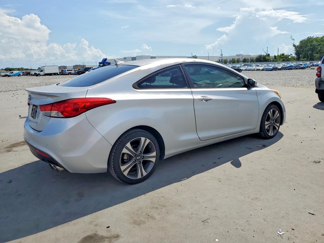 2013 Hyundai Elantra Coupe Se Silver vin: KMHDH6AE7DU012308