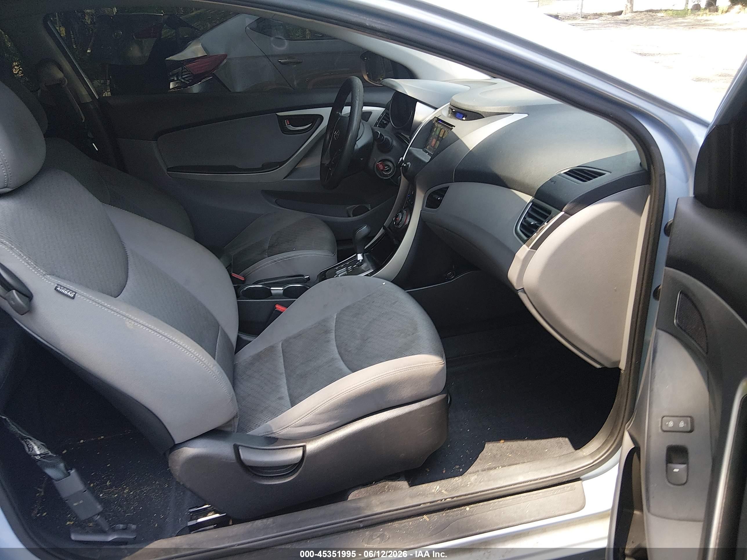 2013 Hyundai Elantra Gs Blue vin: KMHDH6AE7DU014219