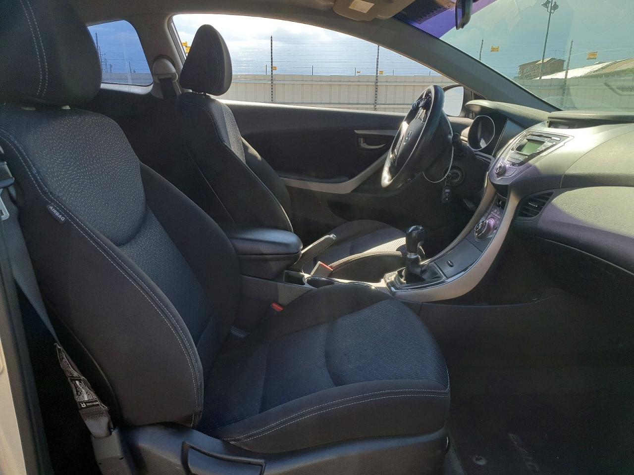 2013 Hyundai Elantra Coupe Gs Silver vin: KMHDH6AE8DU003598