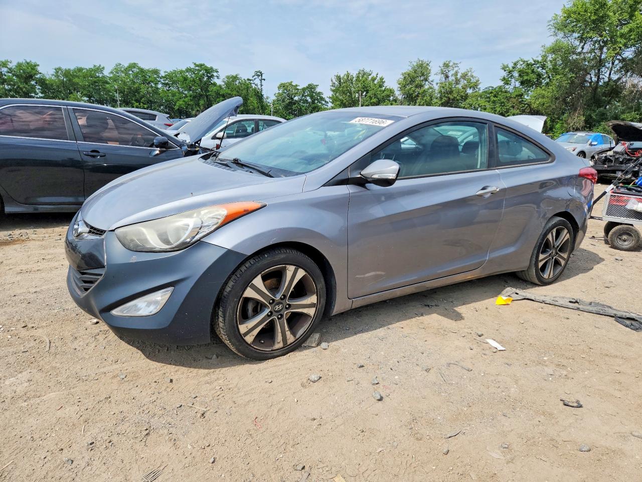 2013 Hyundai Elantra Coupe Se Серый vin: KMHDH6AE8DU007974