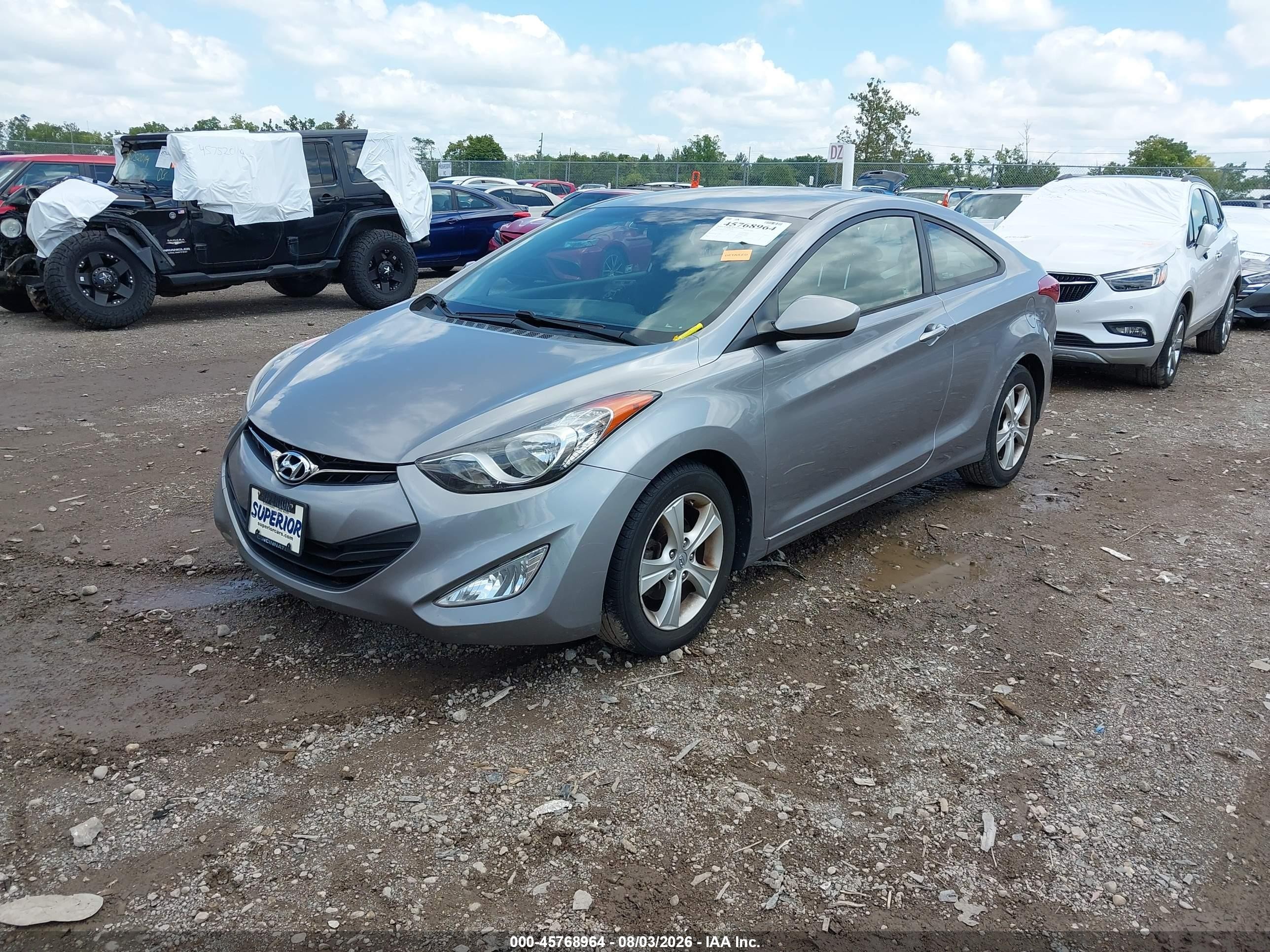 2013 Hyundai Elantra Gs Silver vin: KMHDH6AE8DU009255