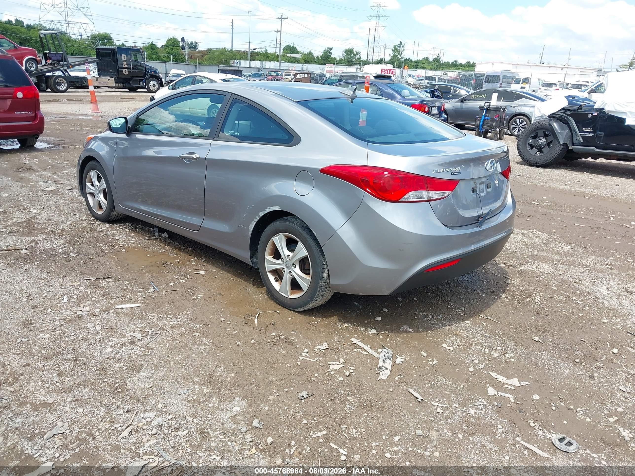 2013 Hyundai Elantra Gs Silver vin: KMHDH6AE8DU009255