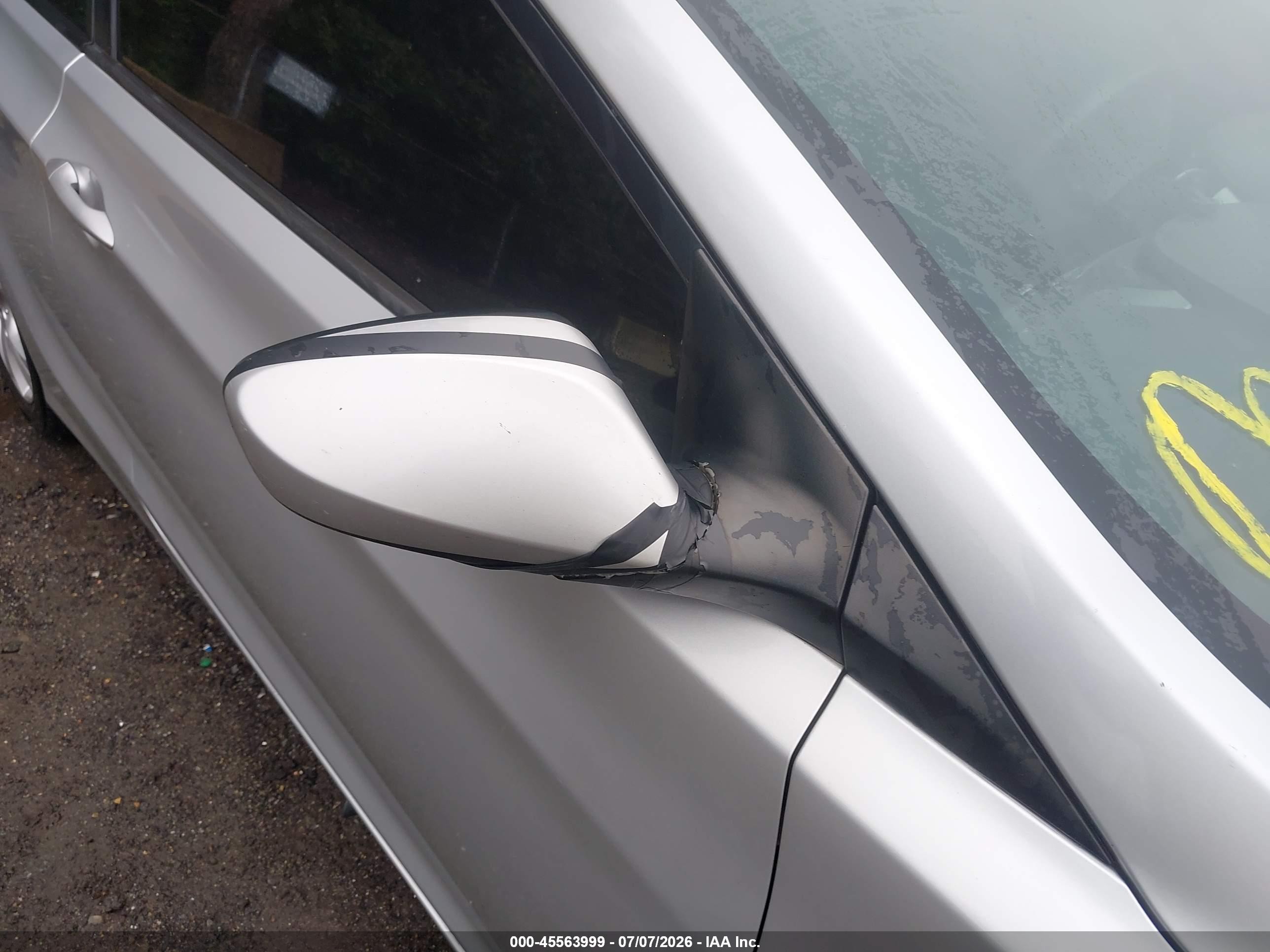 2013 Hyundai Elantra Gs Silver vin: KMHDH6AE8DU013046