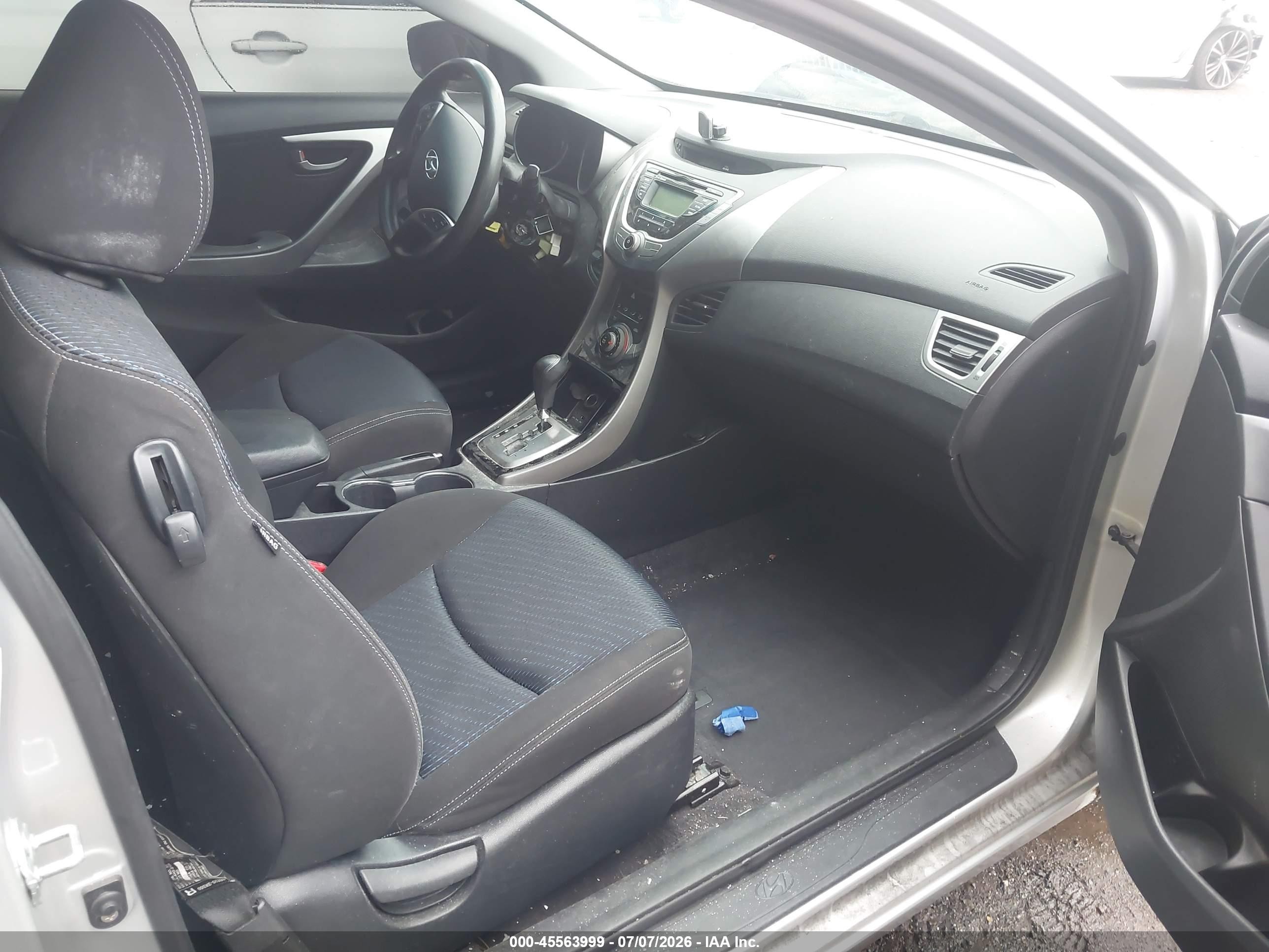 2013 Hyundai Elantra Gs Silver vin: KMHDH6AE8DU013046