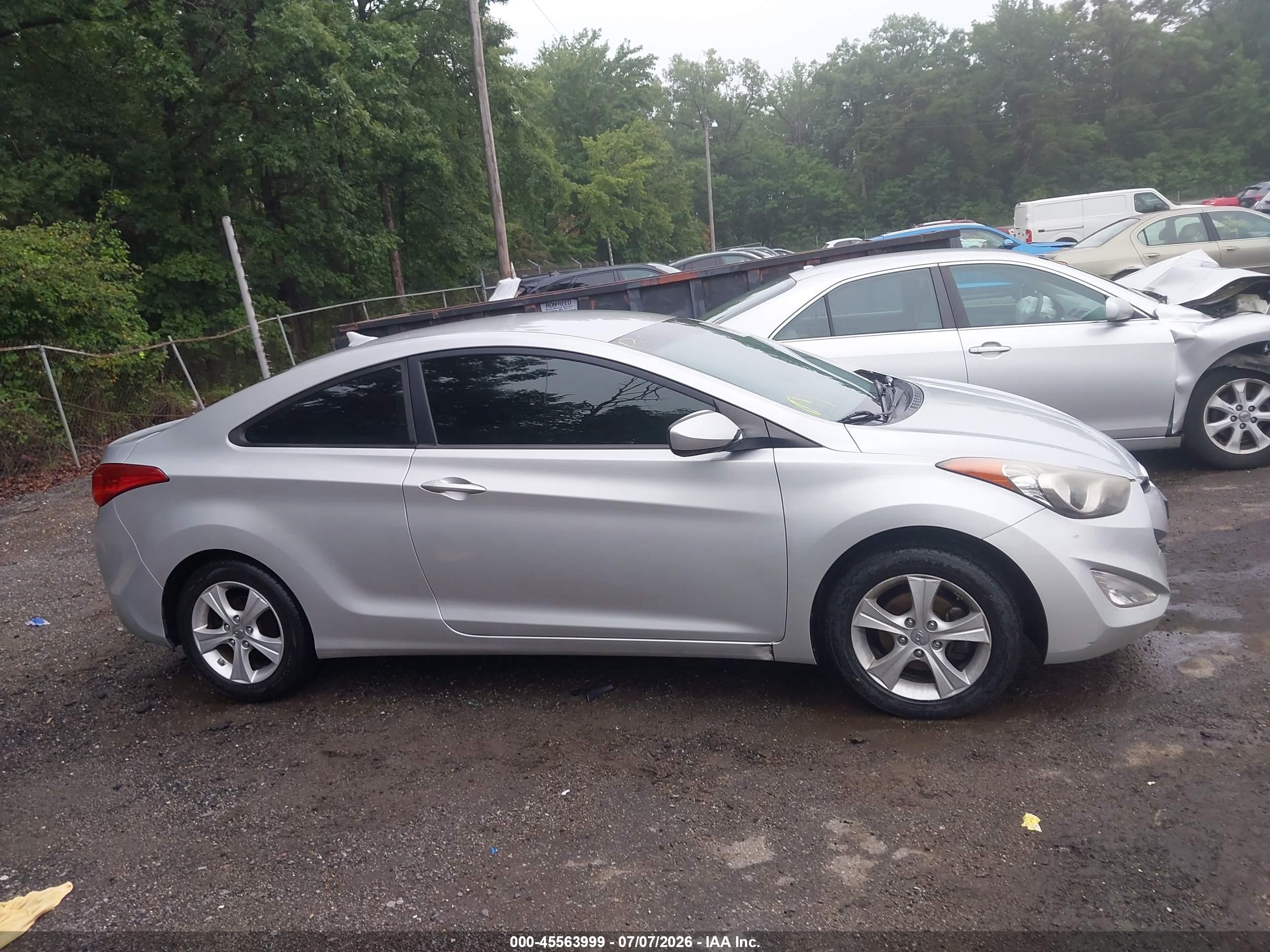 2013 Hyundai Elantra Gs Silver vin: KMHDH6AE8DU013046