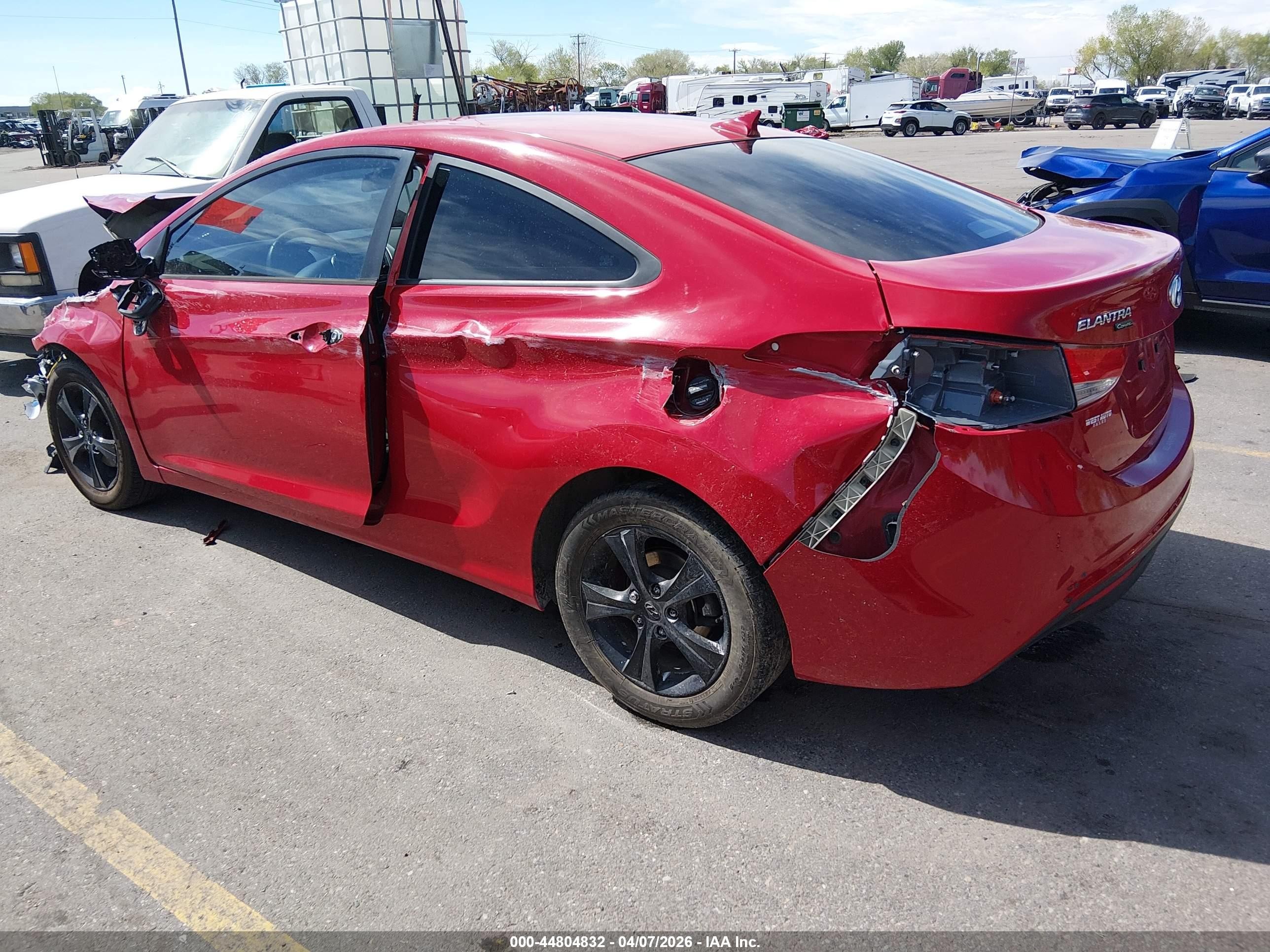 2013 Hyundai Elantra Gs Red vin: KMHDH6AE8DU013628